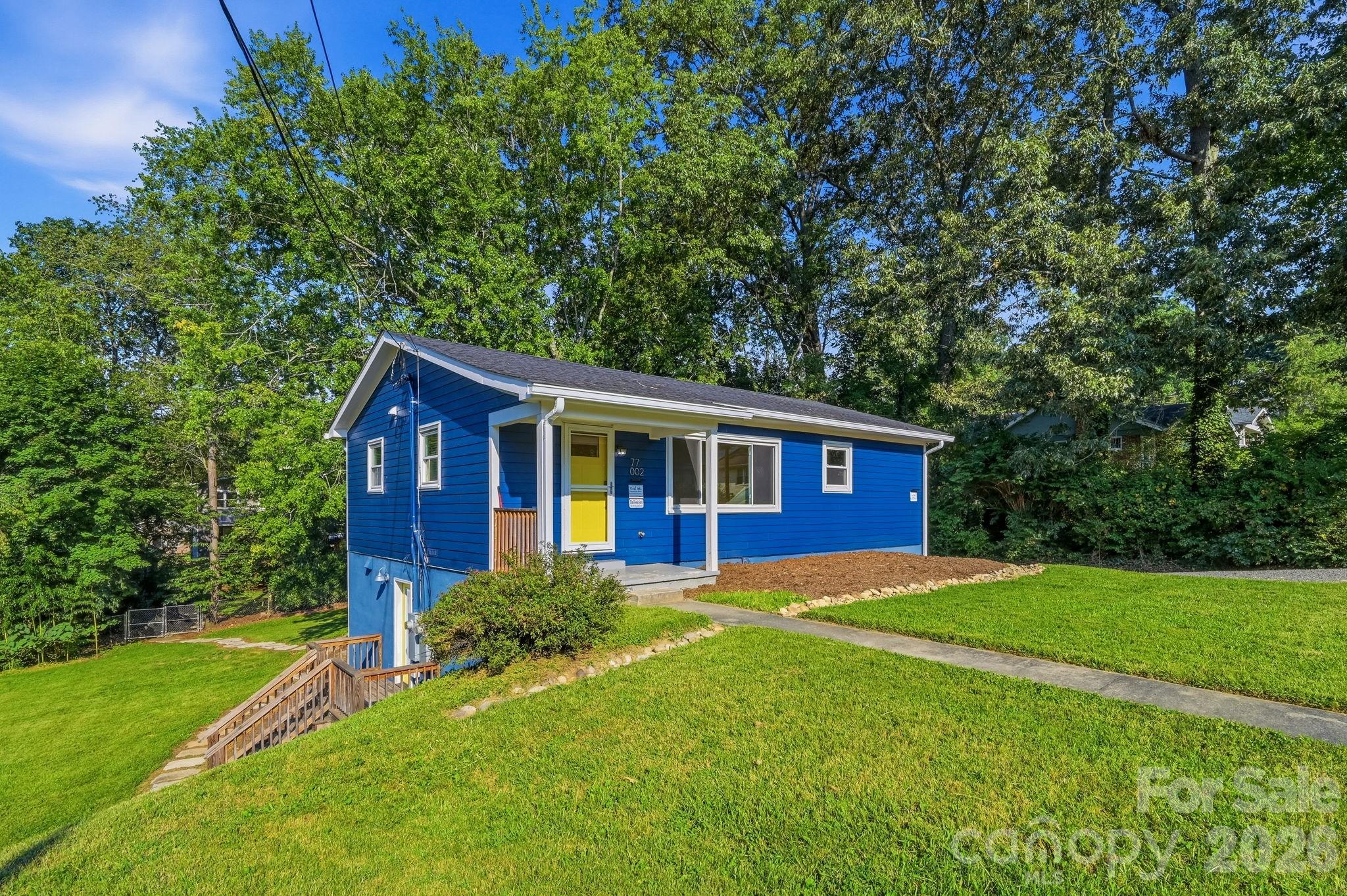 77 Trotter Place — Asheville