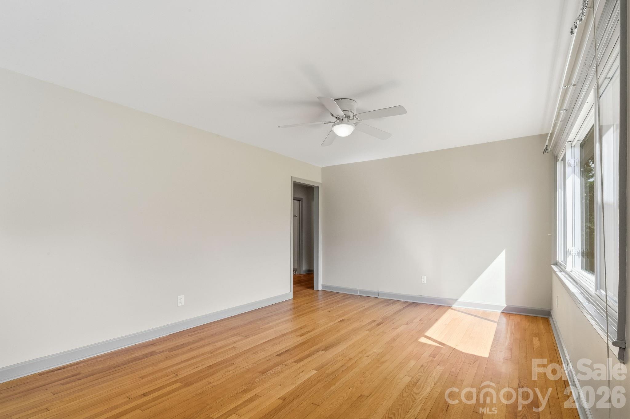 77 Trotter Place — Asheville