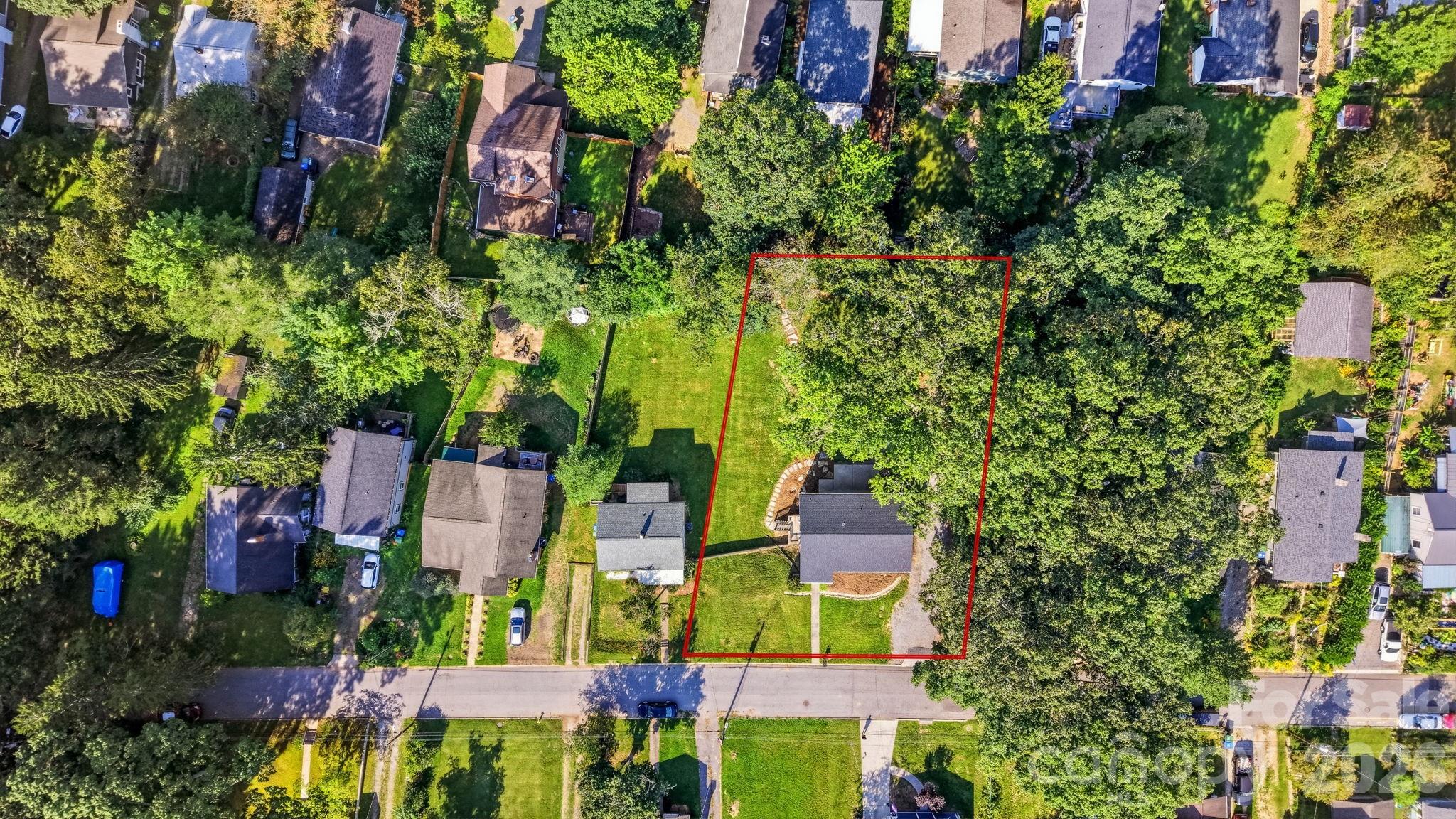 77 Trotter Place — Asheville