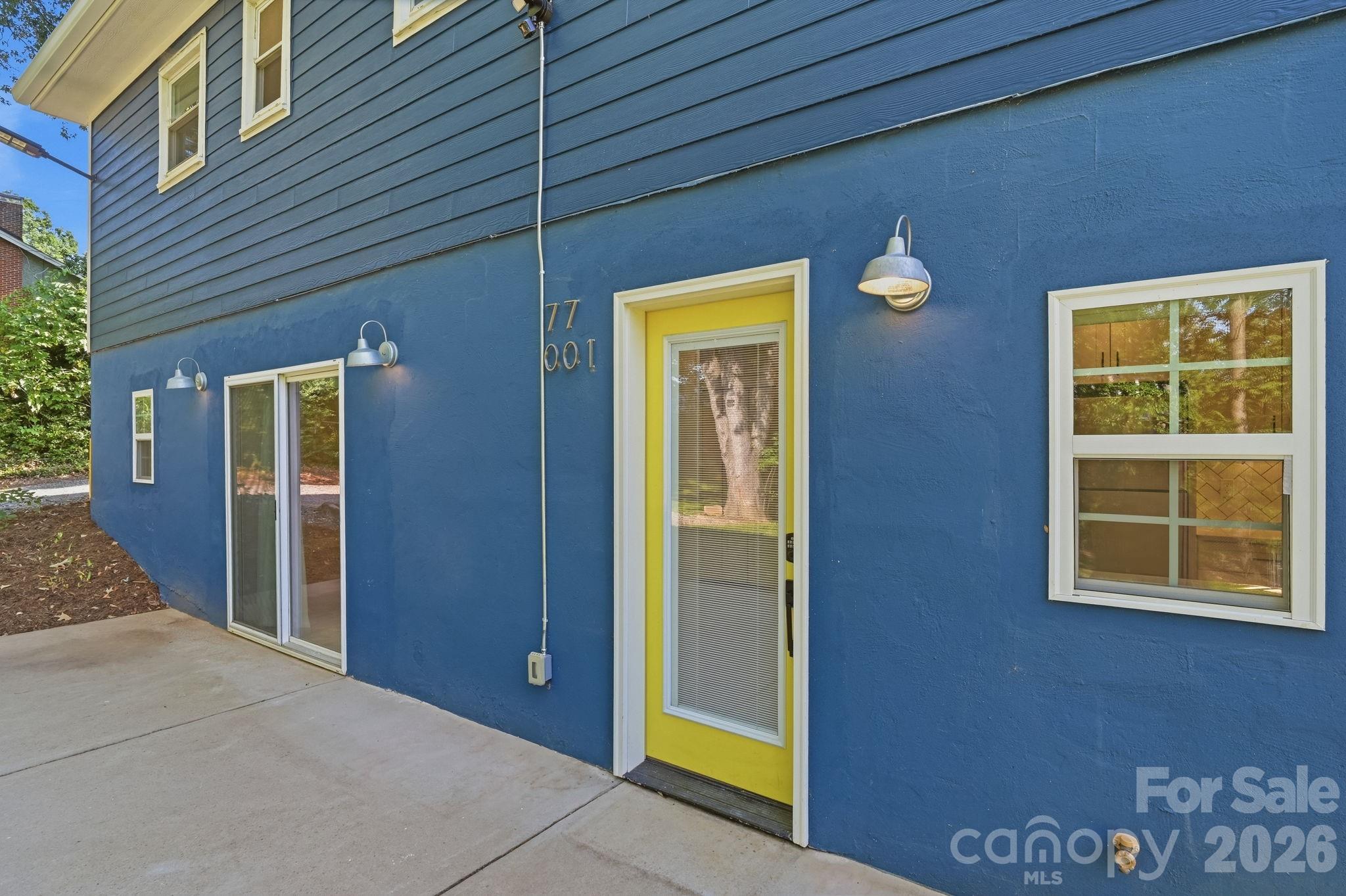 77 Trotter Place — Asheville