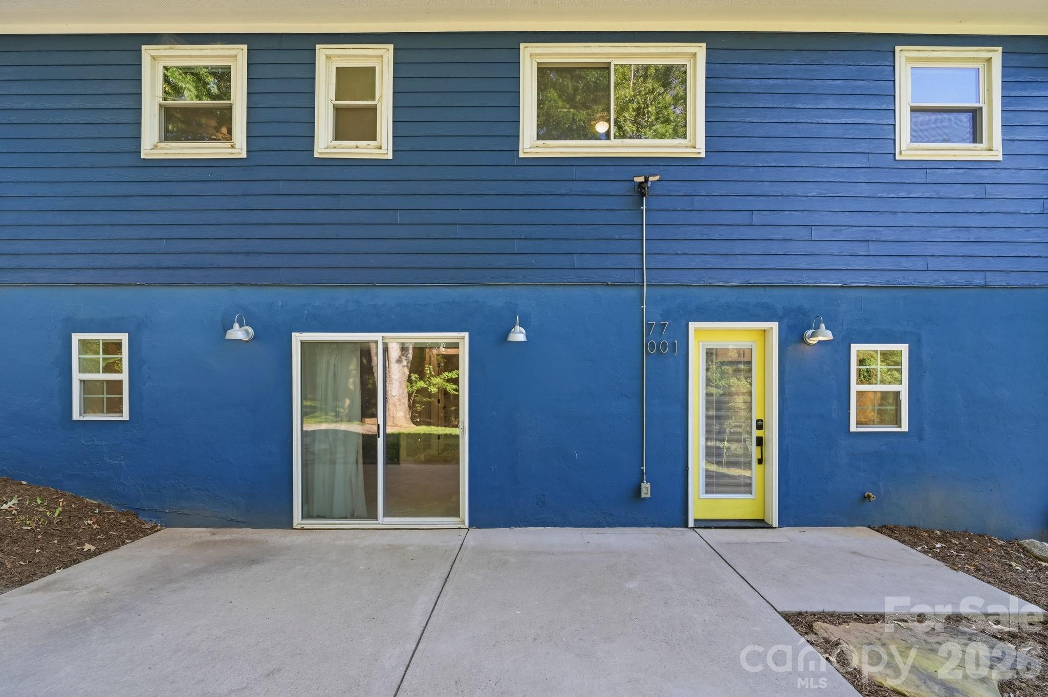 77 Trotter Place — Asheville
