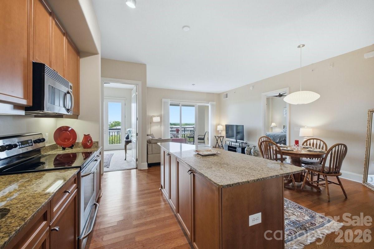 4620 Piedmont Row Drive #714 — Charlotte
