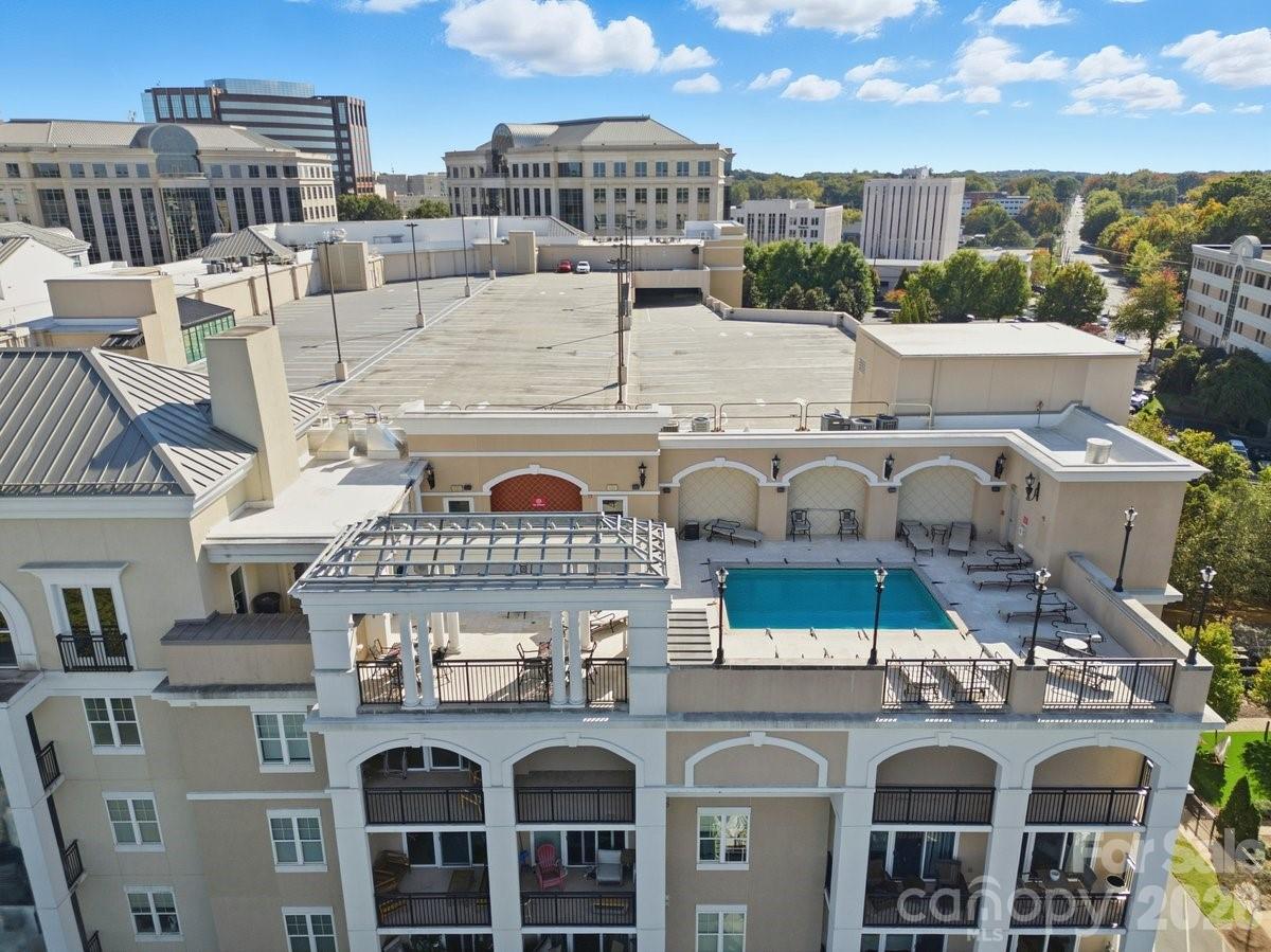 4620 Piedmont Row Drive #714 — Charlotte