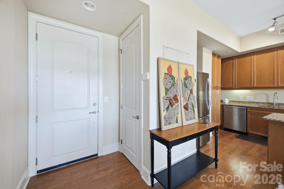 4620 Piedmont Row Drive #714 — Charlotte