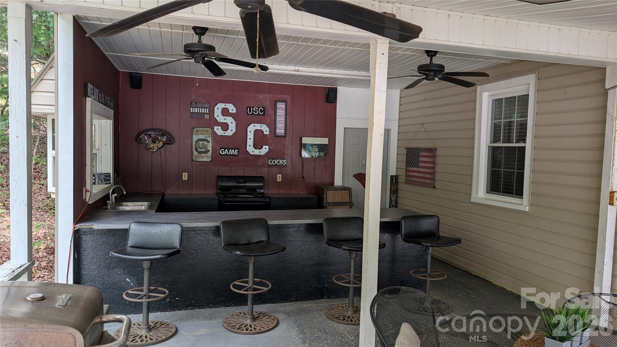 300 Valley 1 Drive — Winnsboro