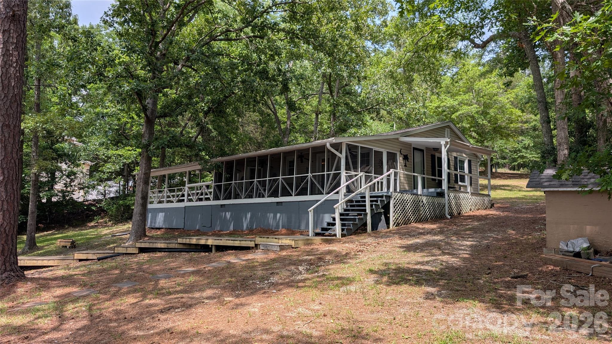 300 Valley 1 Drive — Winnsboro