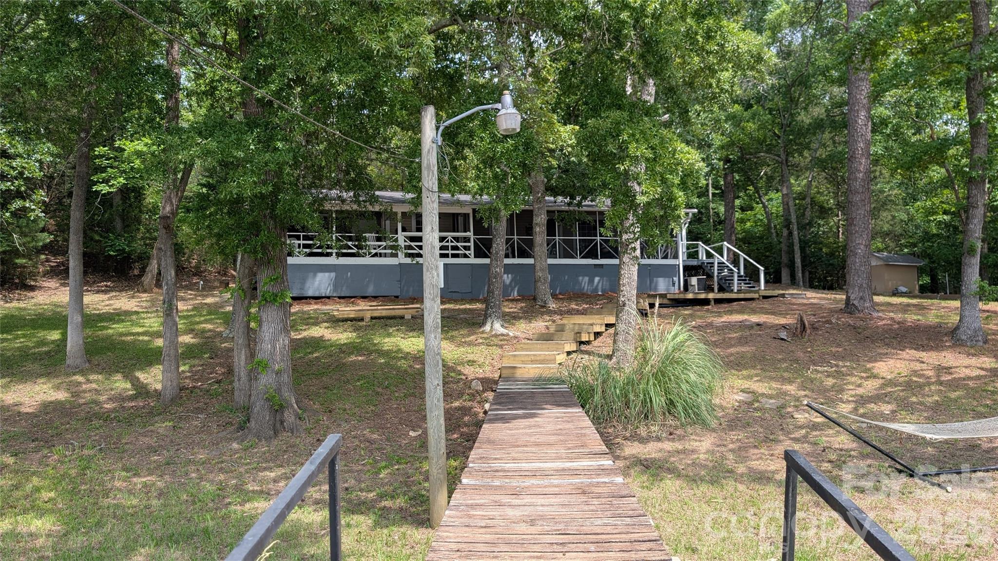300 Valley 1 Drive — Winnsboro