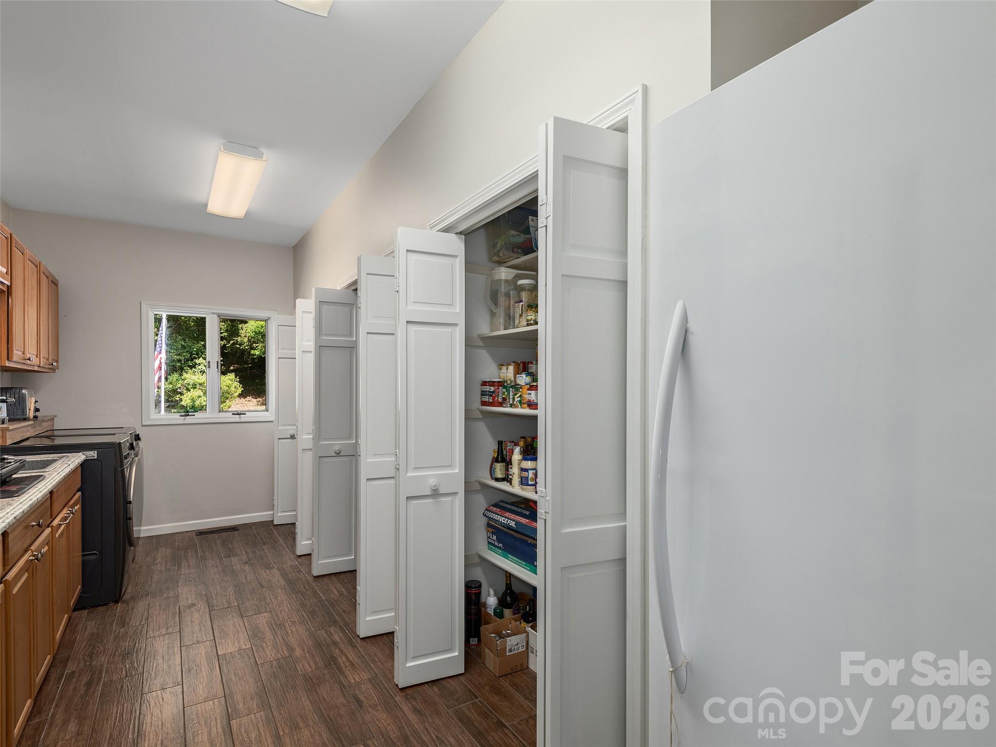 18 Thornapple Drive — Hendersonville