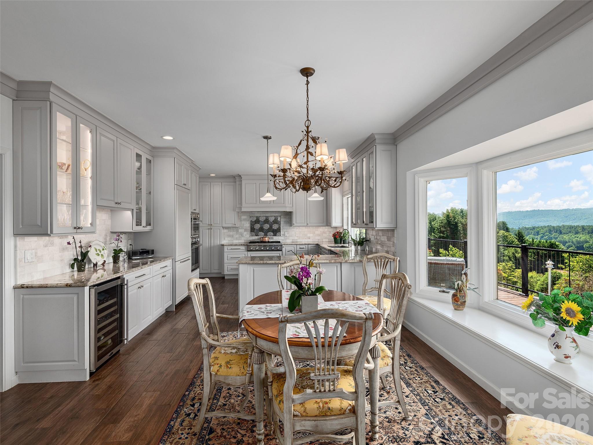 18 Thornapple Drive — Hendersonville