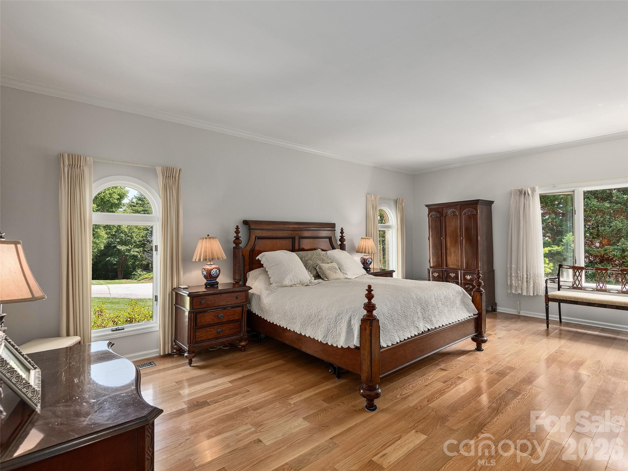 18 Thornapple Drive — Hendersonville