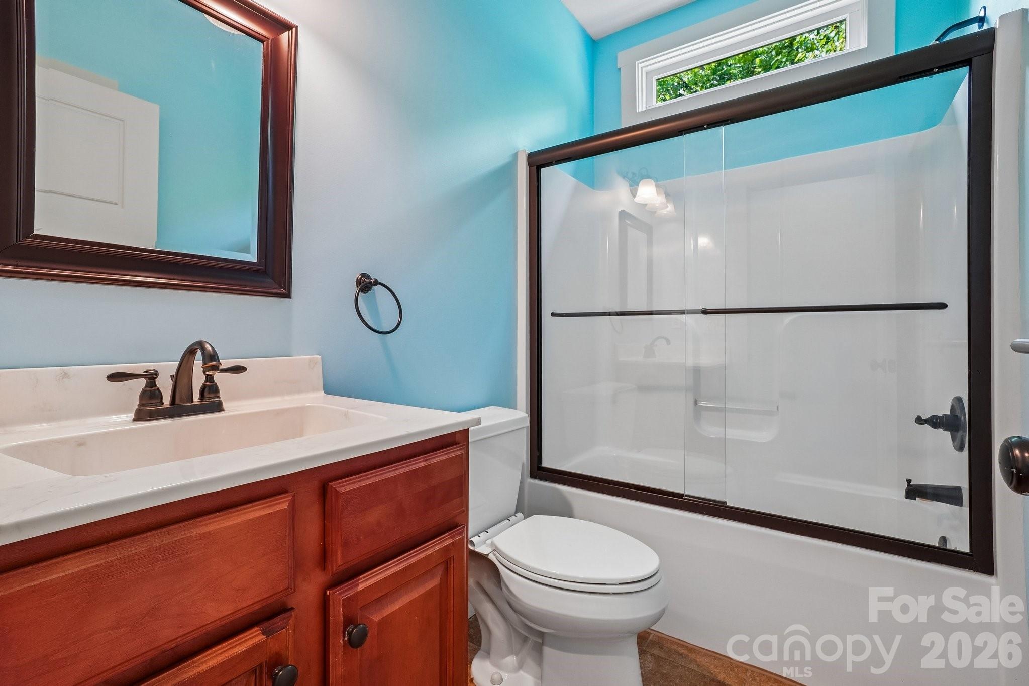 25 Willow Branch Lane — Weaverville