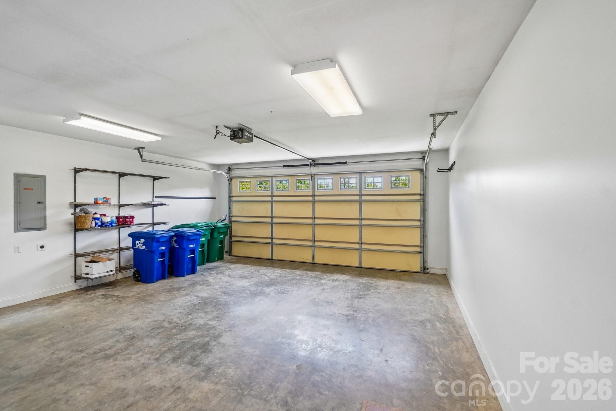 25 Willow Branch Lane — Weaverville