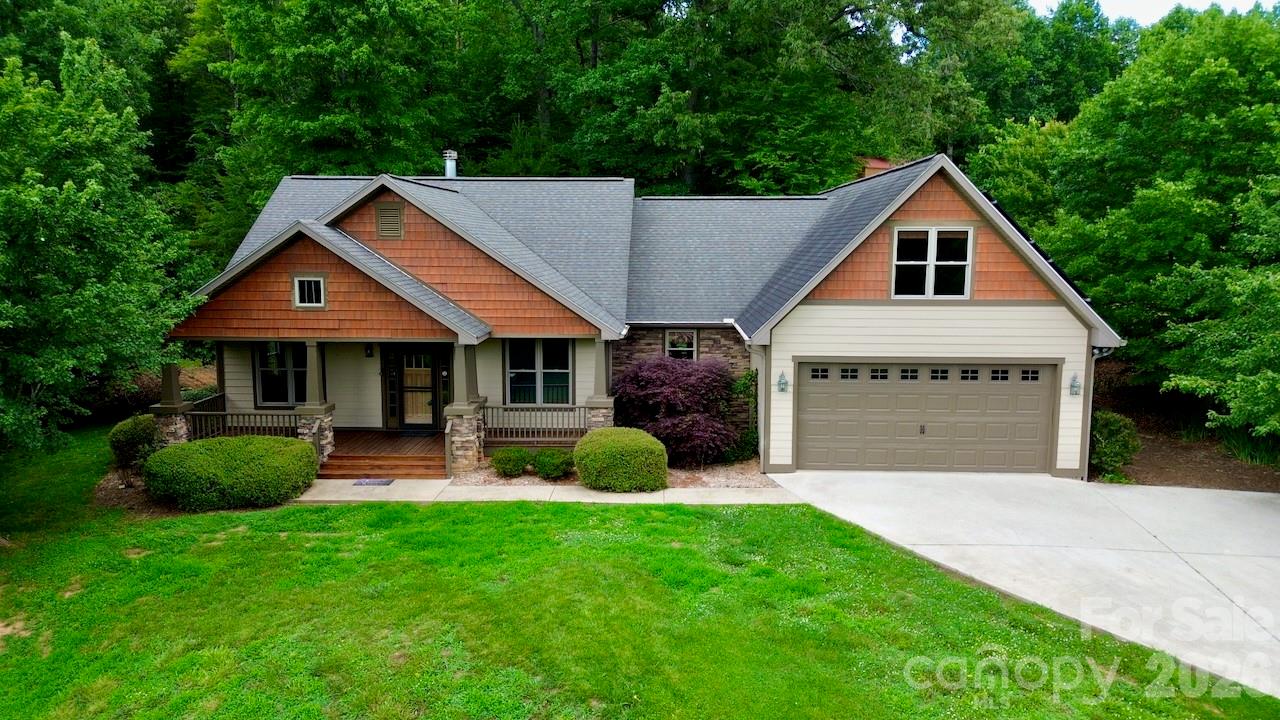 25 Willow Branch Lane — Weaverville