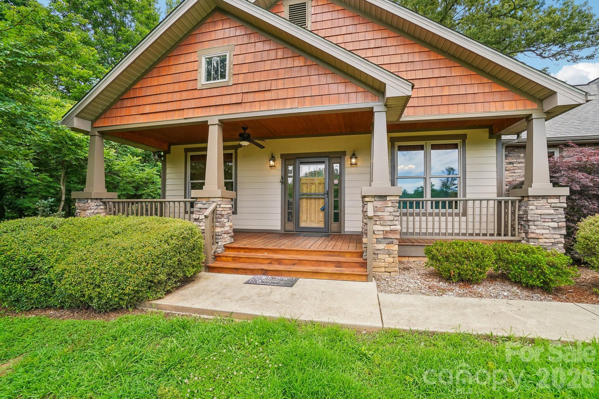25 Willow Branch Lane — Weaverville