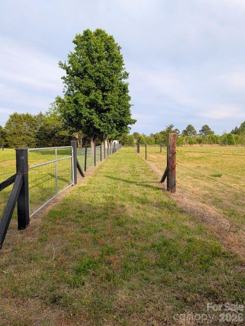 577 Redwood Road — Rock Hill