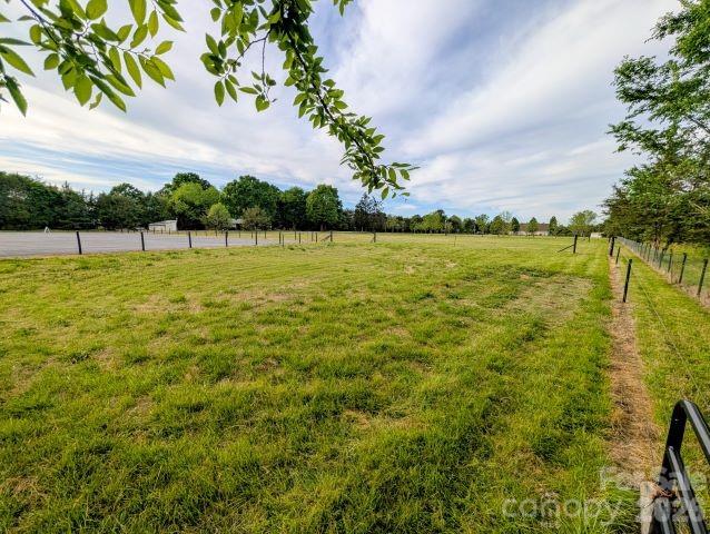577 Redwood Road — Rock Hill