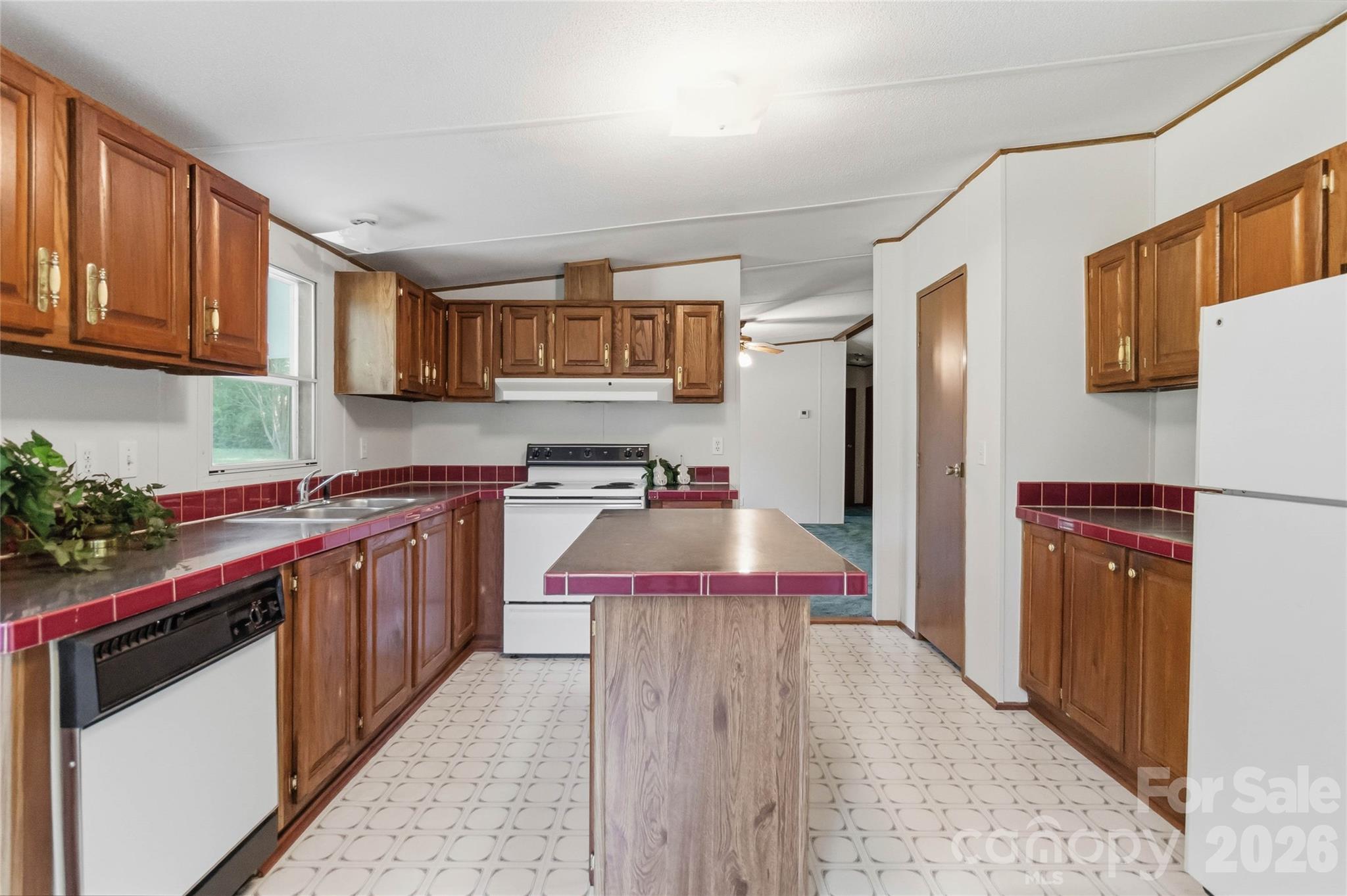 305 Southfork Meadows Road — Gastonia