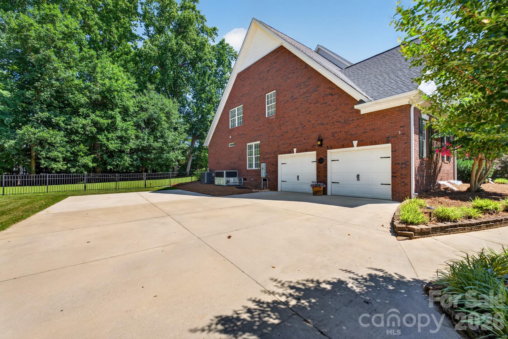932 Gristmill Drive — Rock Hill