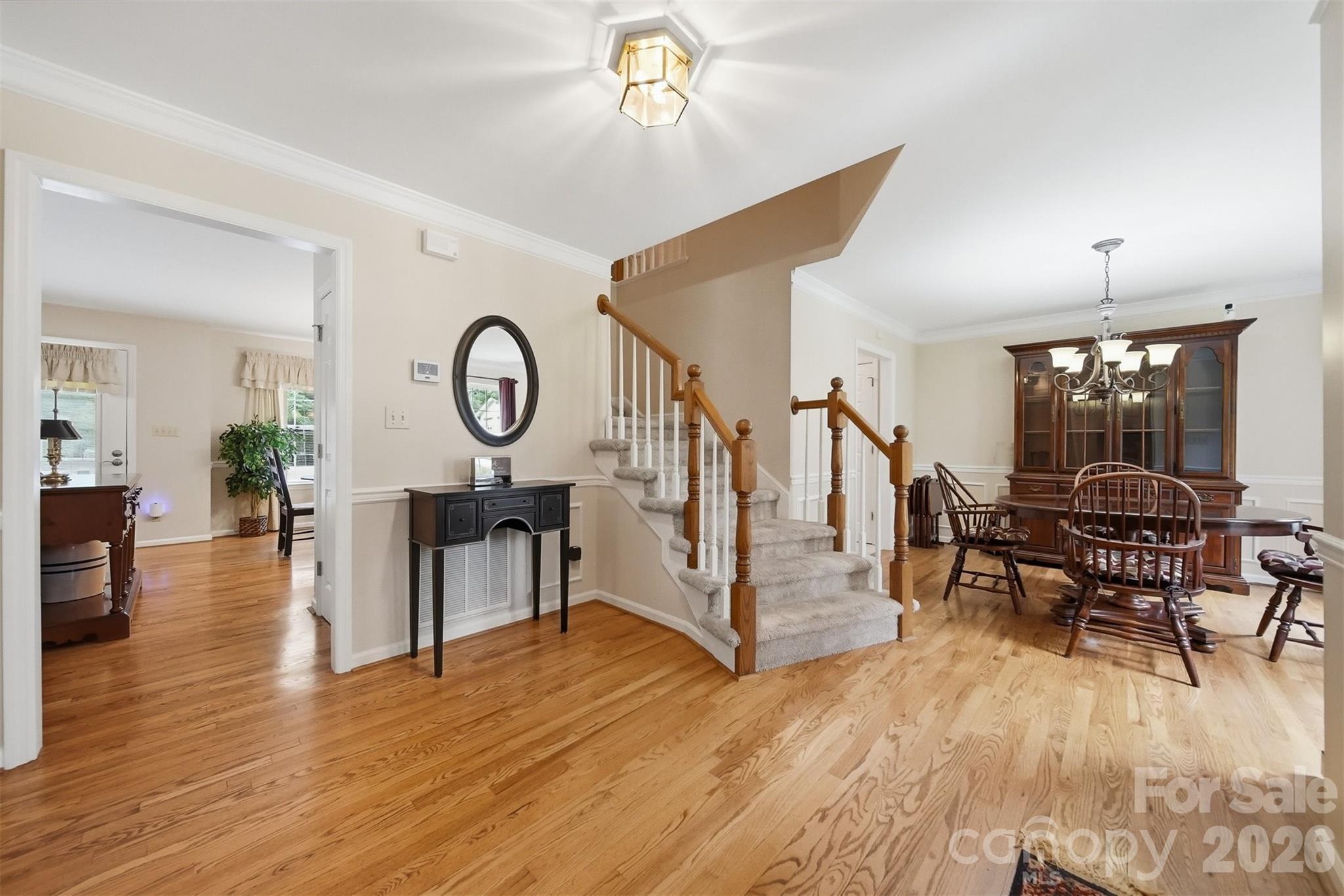 1032 30th Avenue Lane NE — Hickory