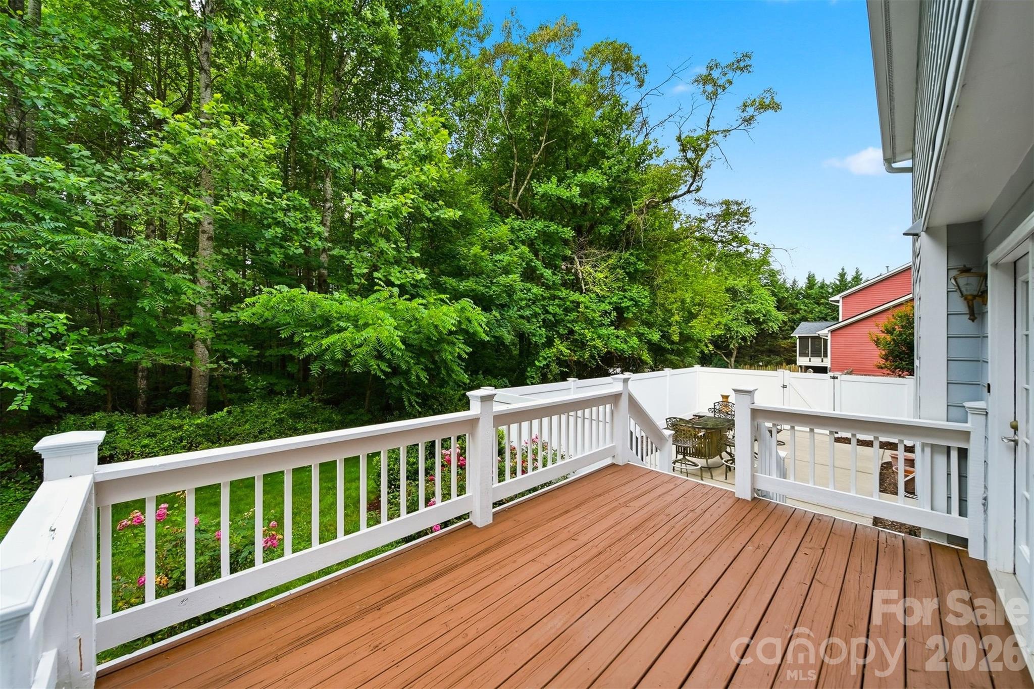 1032 30th Avenue Lane NE — Hickory