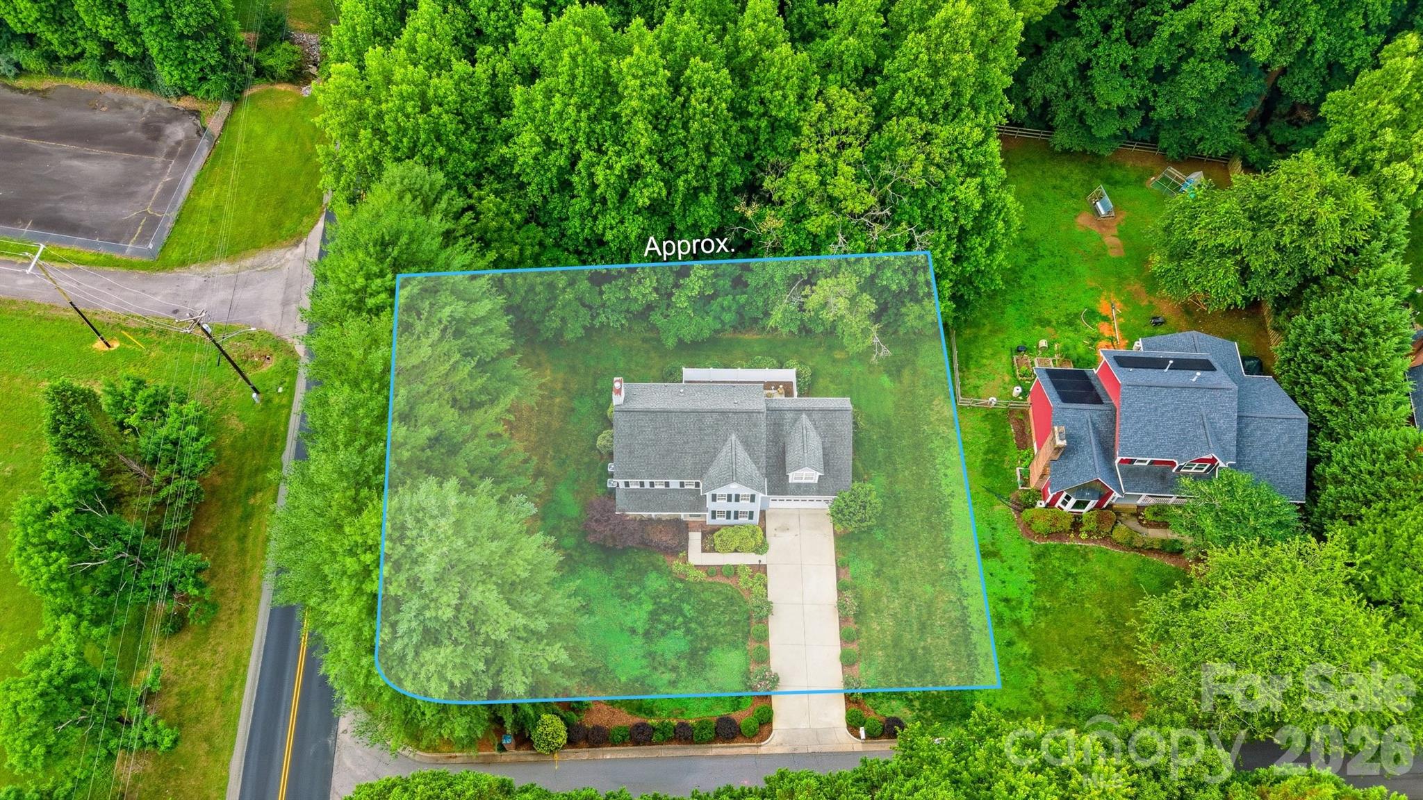 1032 30th Avenue Lane NE — Hickory