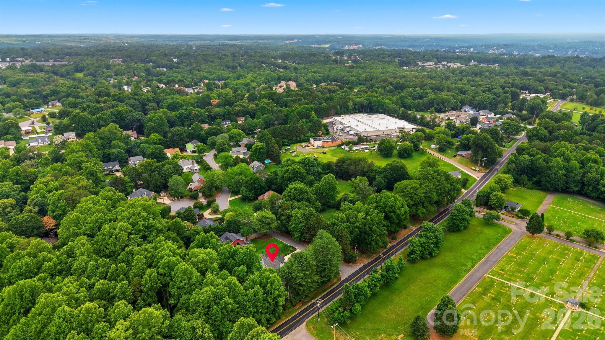 1032 30th Avenue Lane NE — Hickory