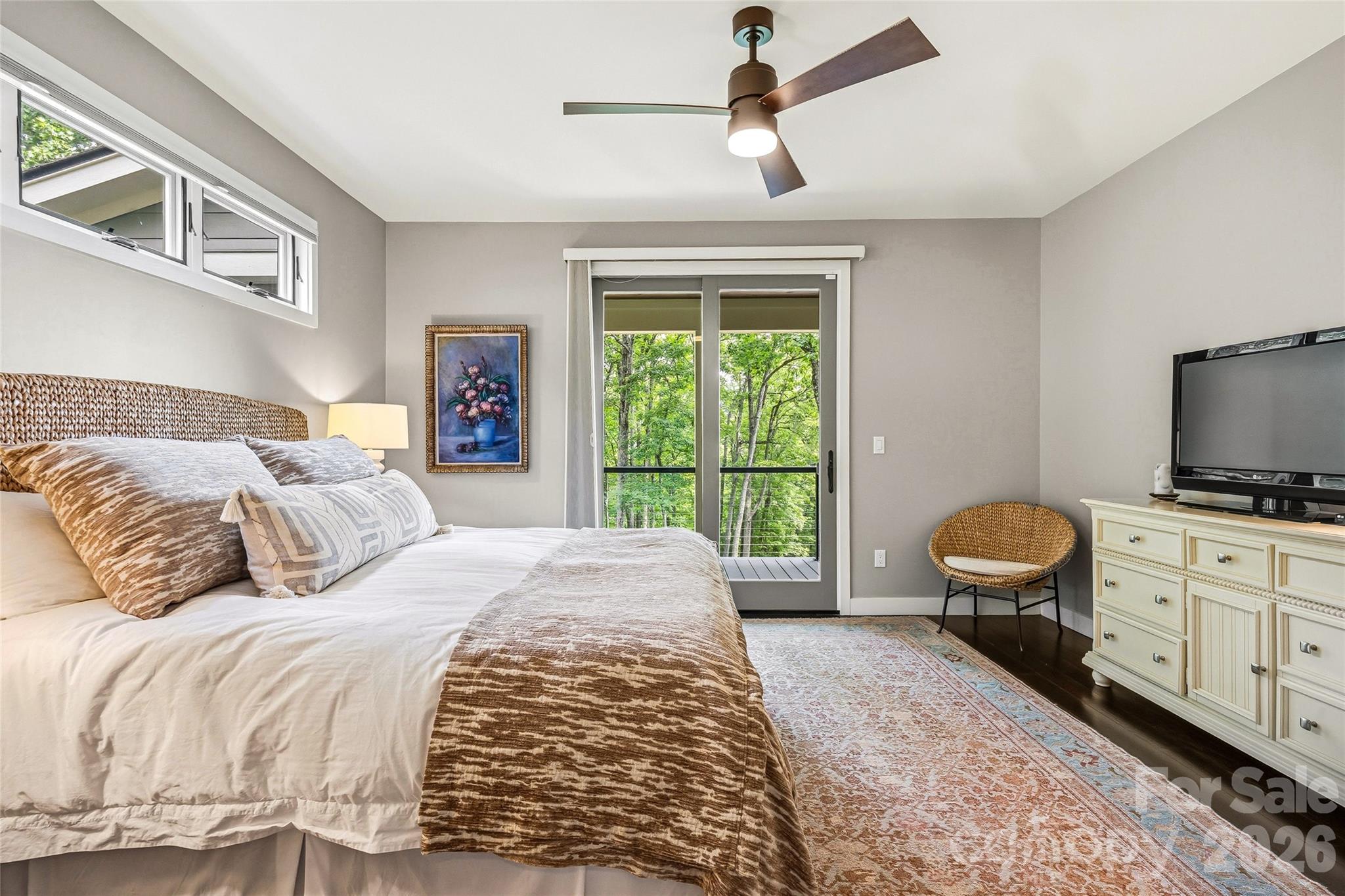 233 Tanglewood Lane — Saluda