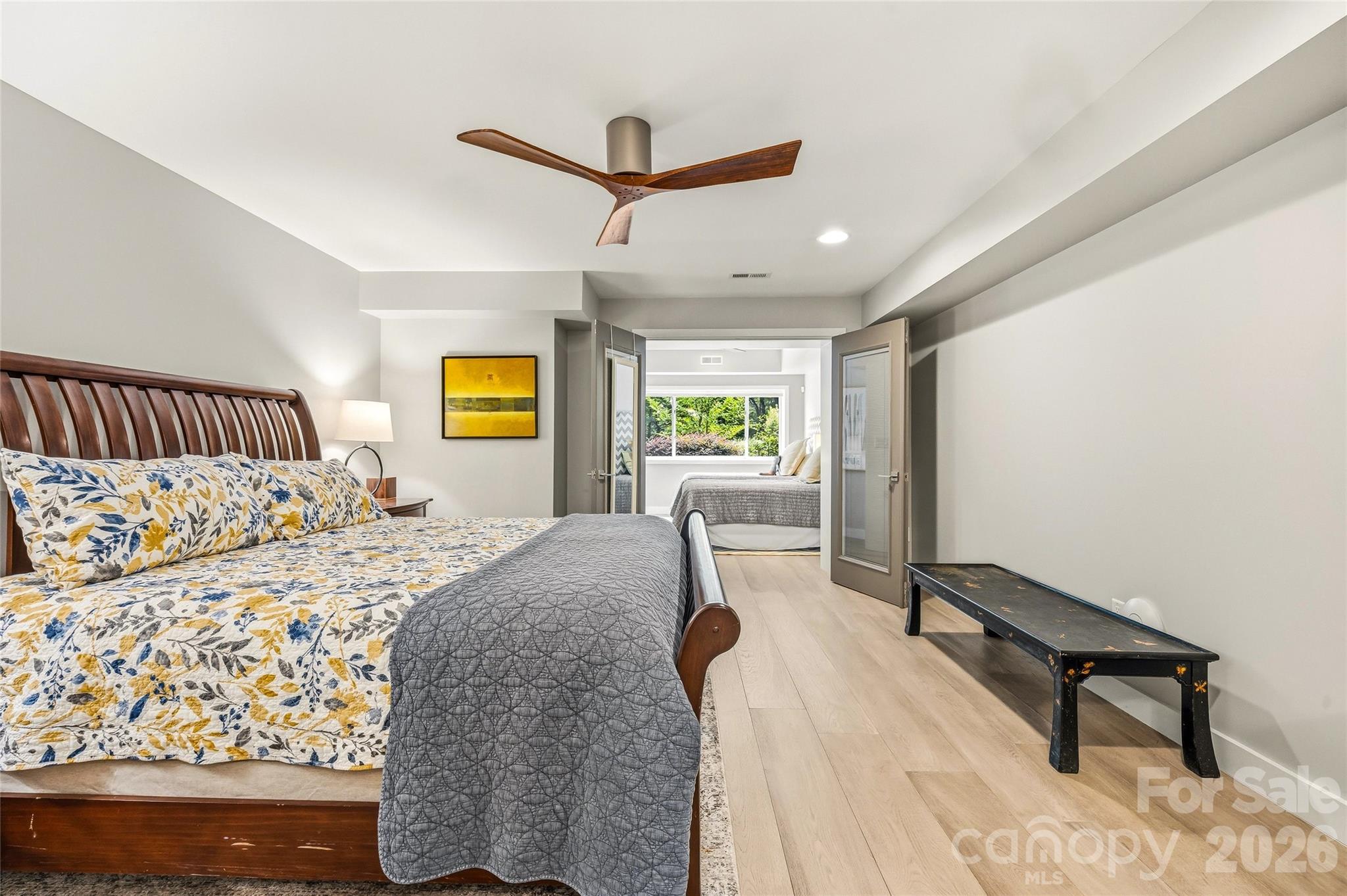 233 Tanglewood Lane — Saluda