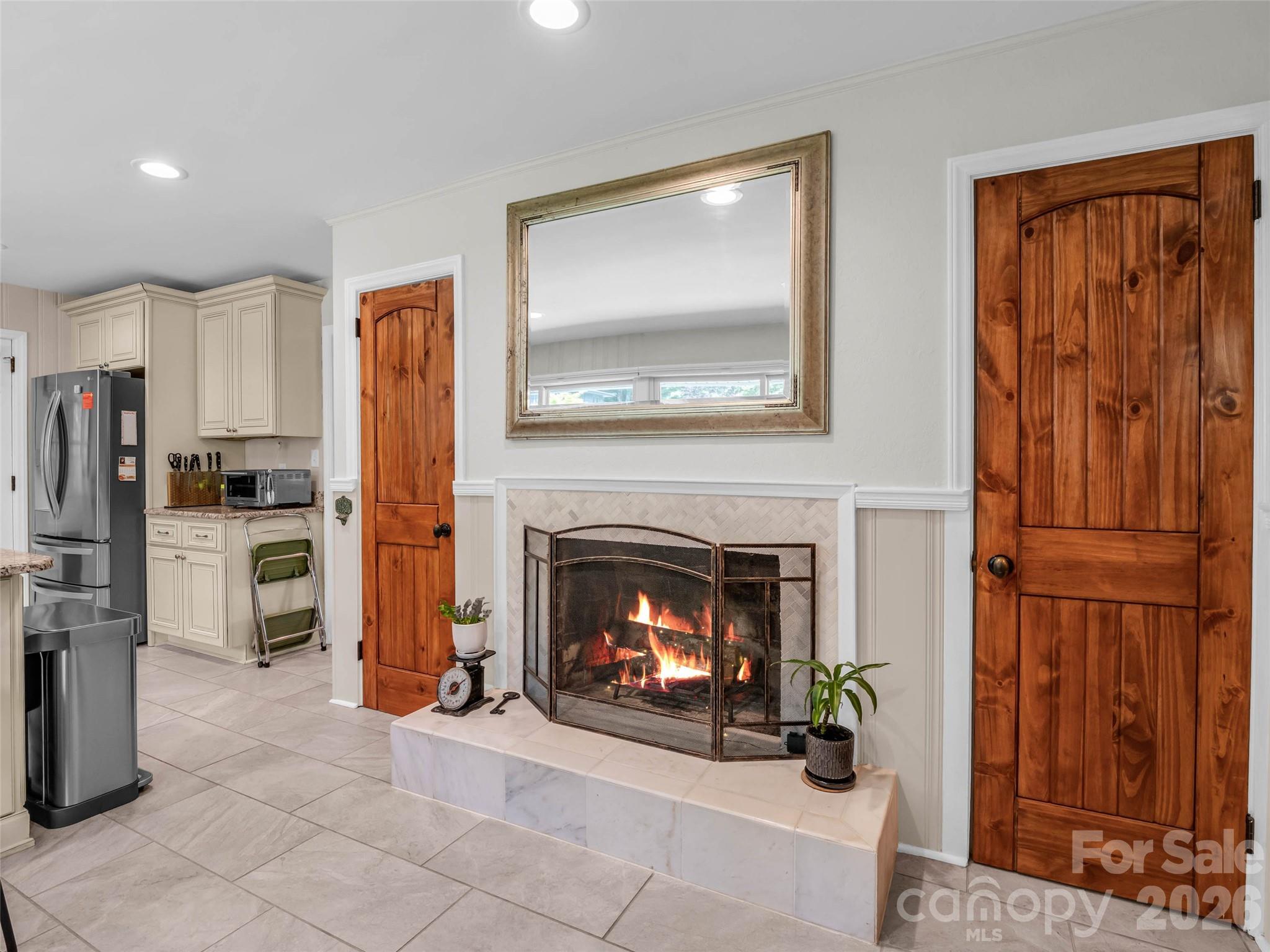 2 Bevlyn Drive — Asheville