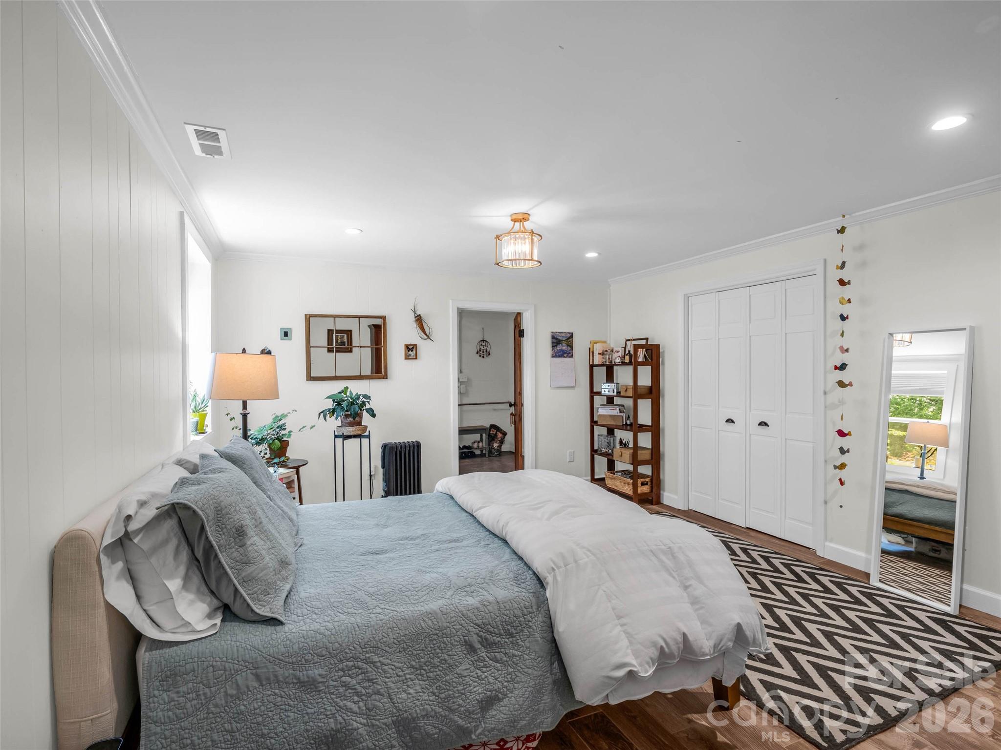2 Bevlyn Drive — Asheville