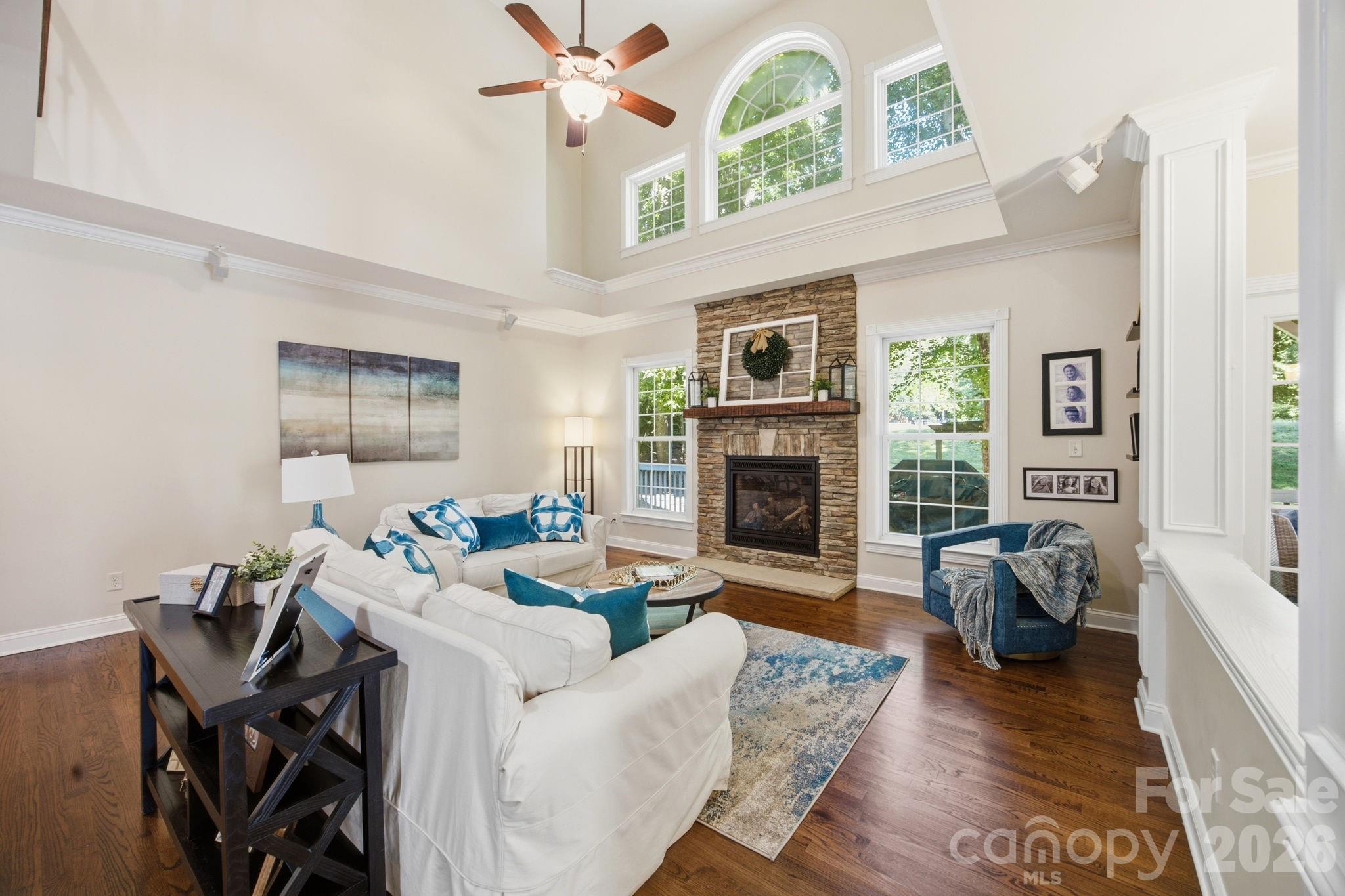 16043 Agincourt Drive — Huntersville