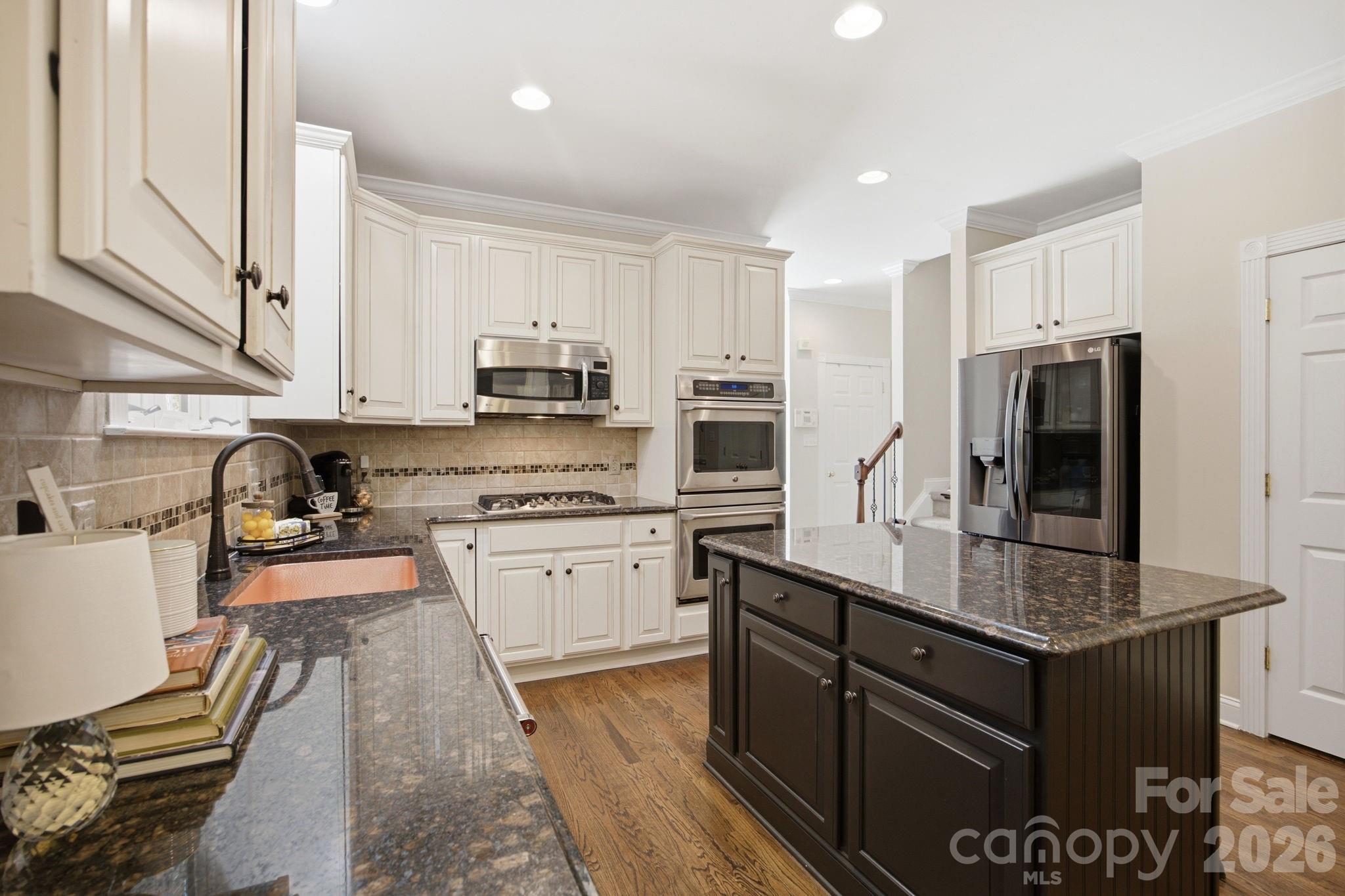 16043 Agincourt Drive — Huntersville