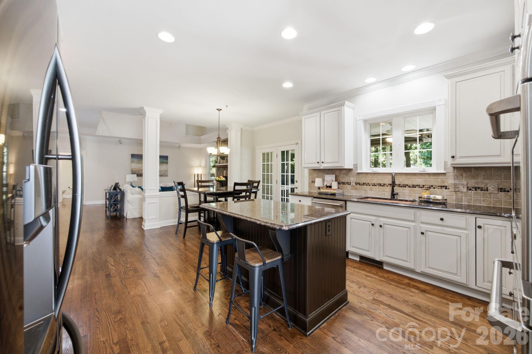 16043 Agincourt Drive — Huntersville