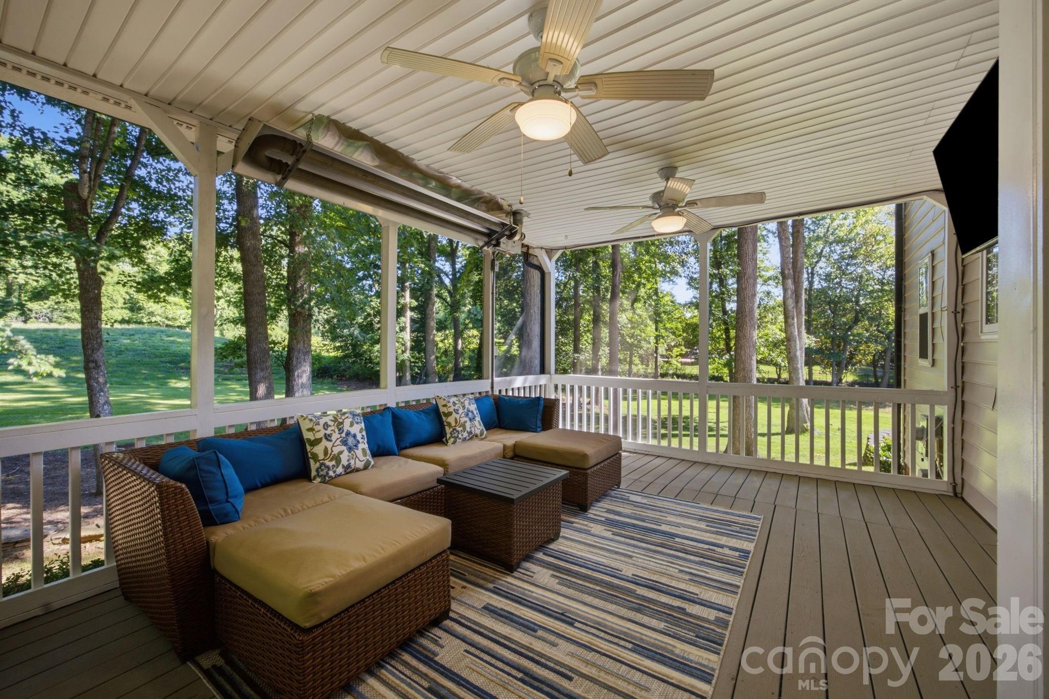 16043 Agincourt Drive — Huntersville