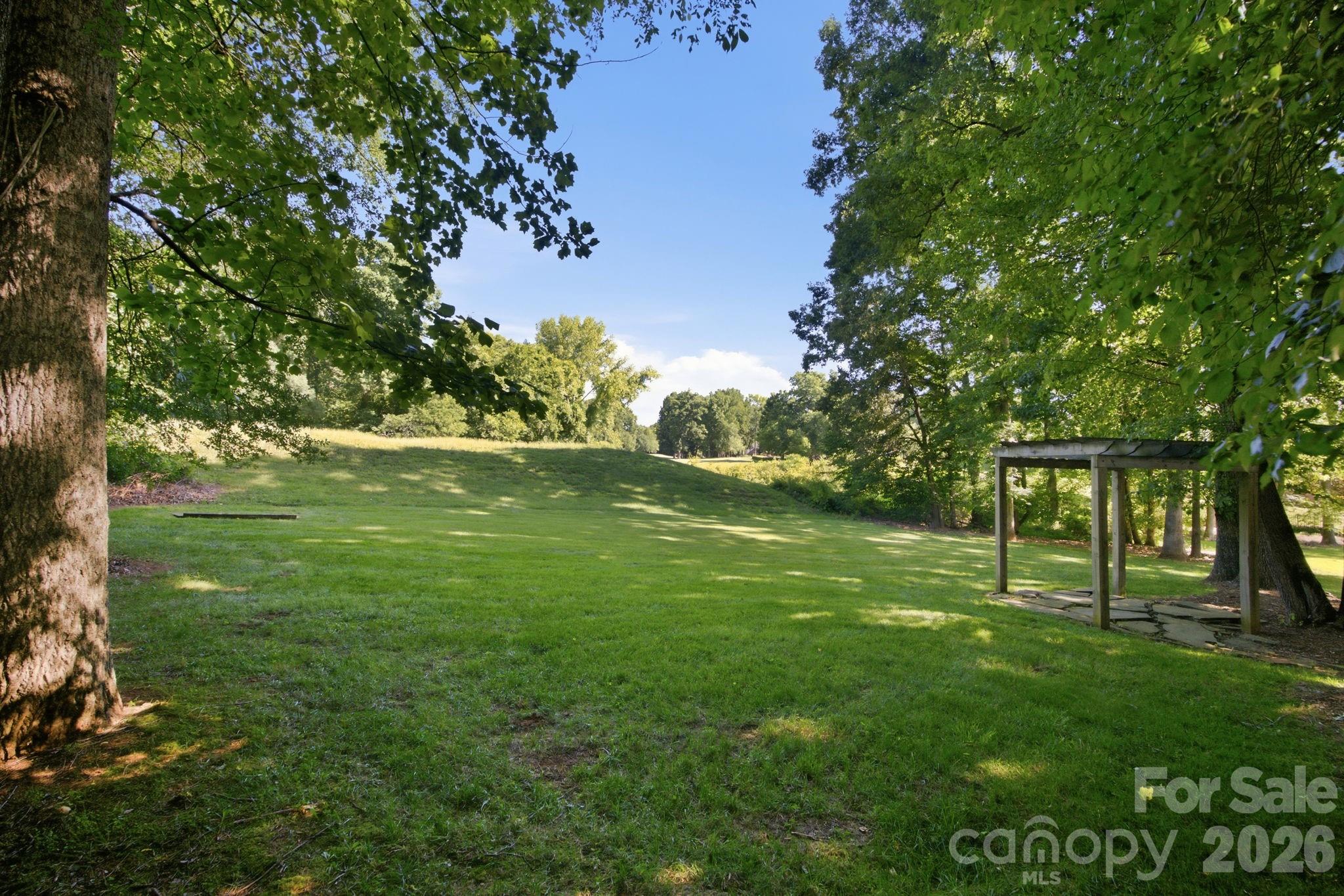 16043 Agincourt Drive — Huntersville