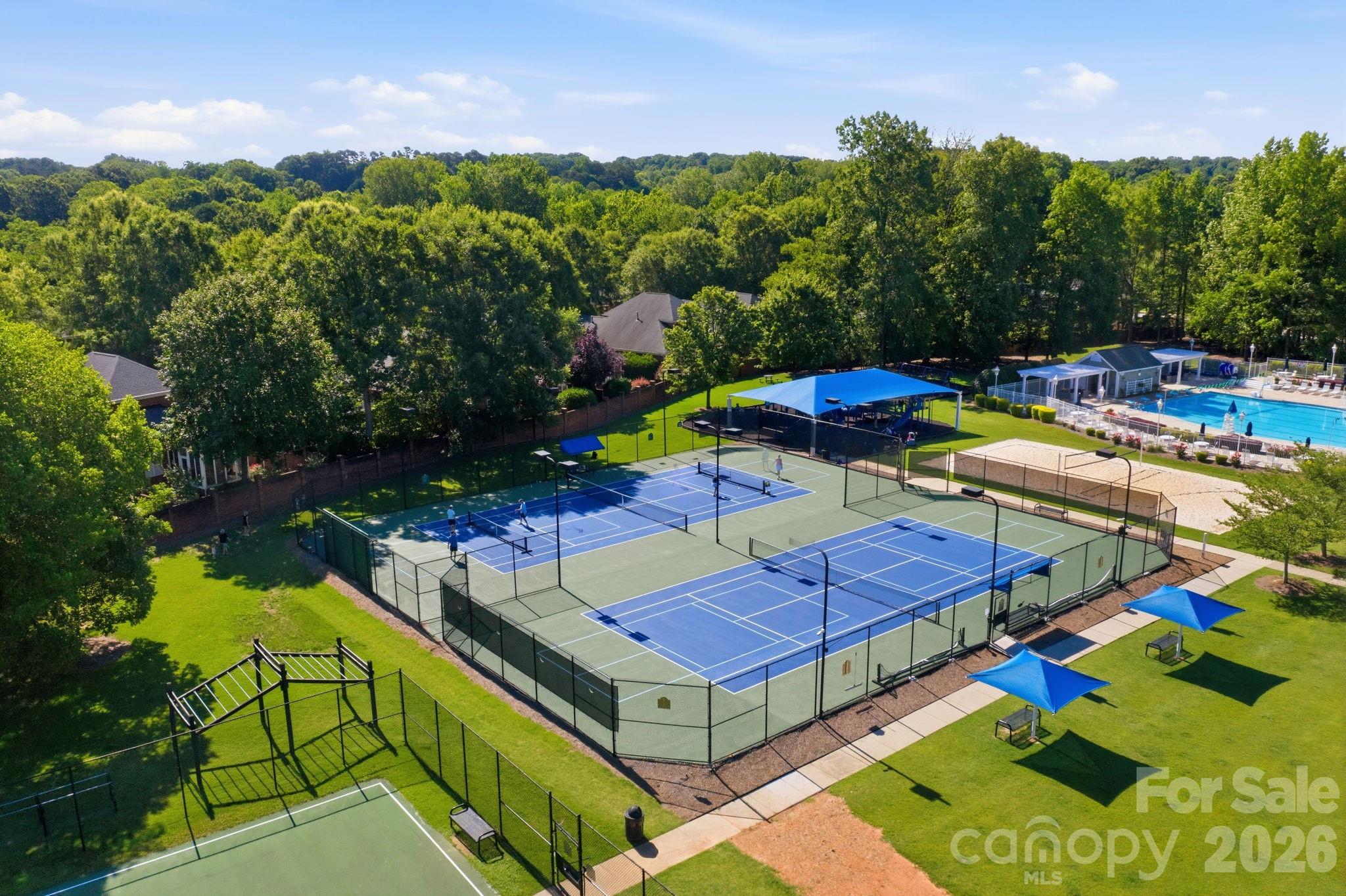 16043 Agincourt Drive — Huntersville