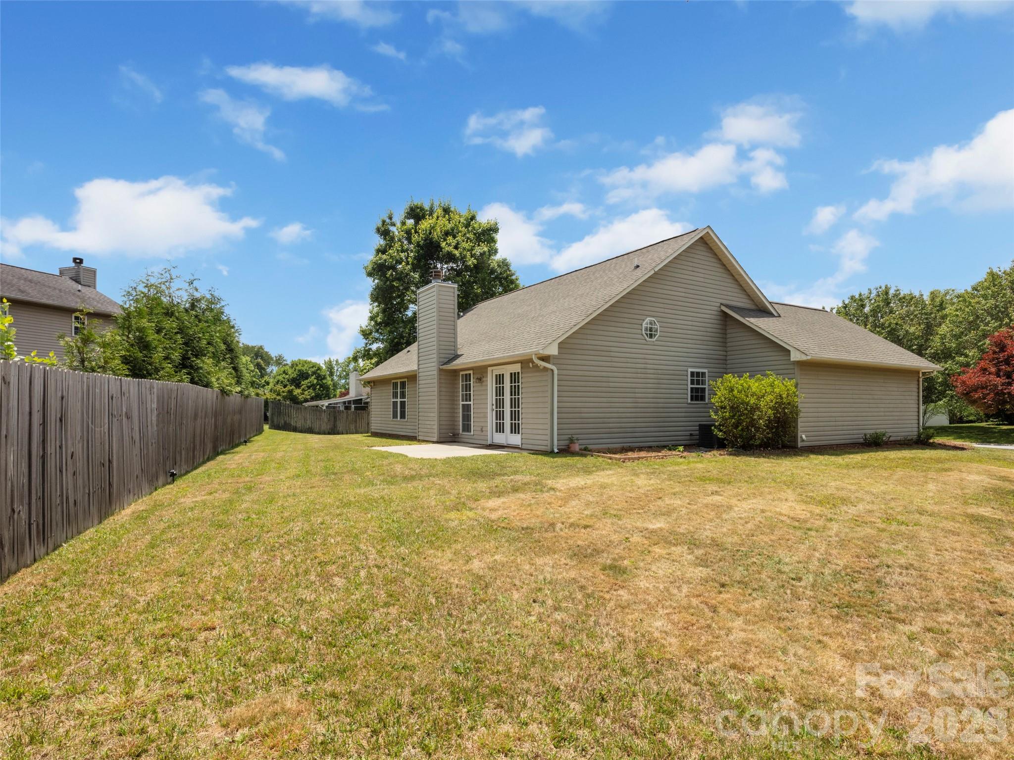 439 Glensprings Drive — Fletcher