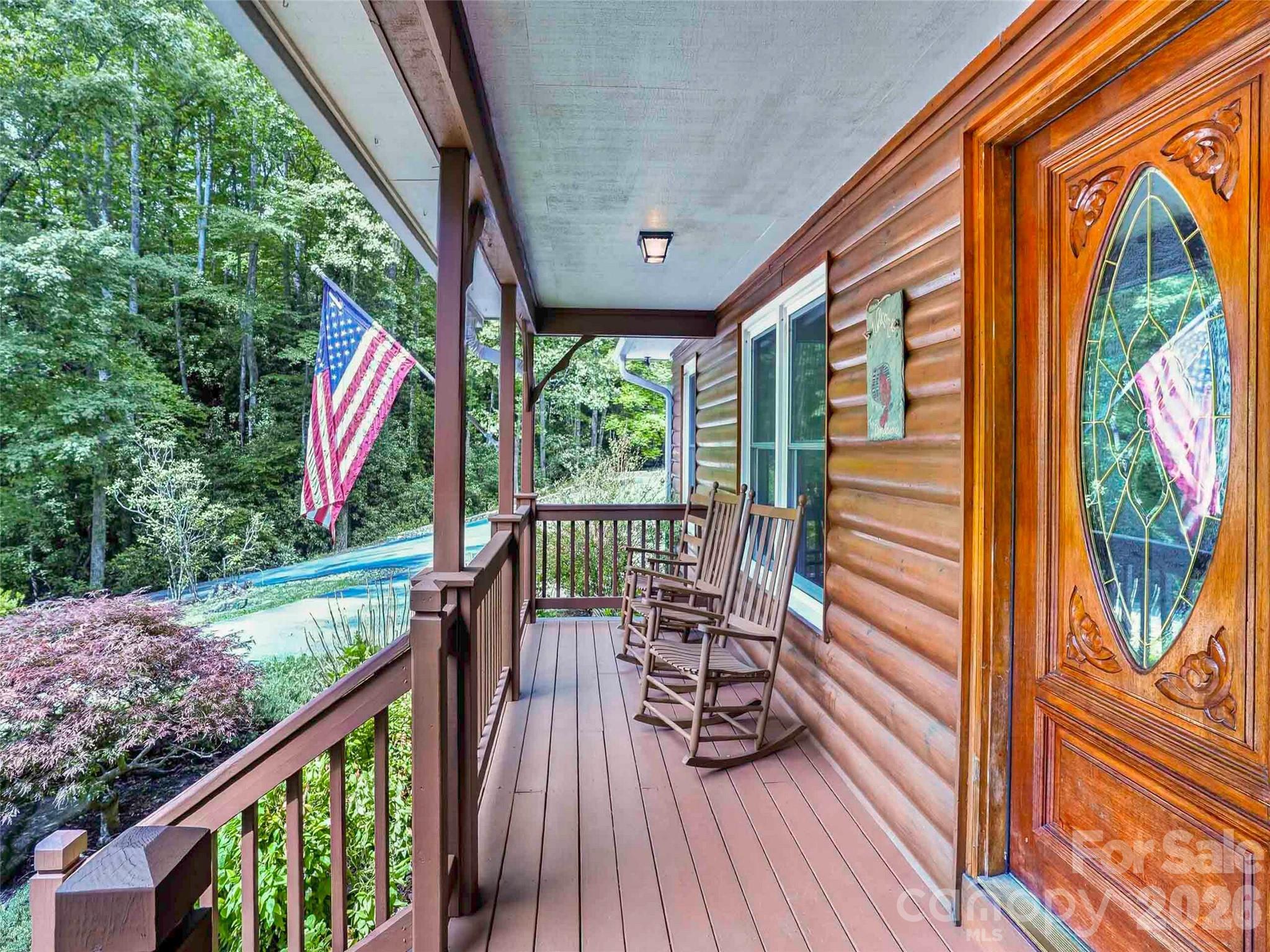 743 Kyles Creek Road — Hendersonville