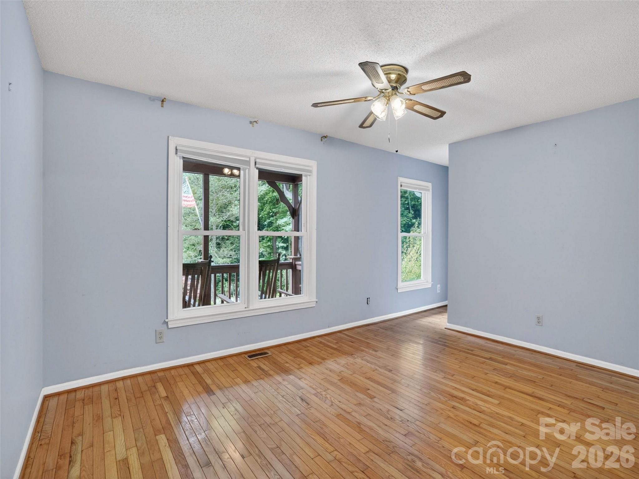 743 Kyles Creek Road — Hendersonville