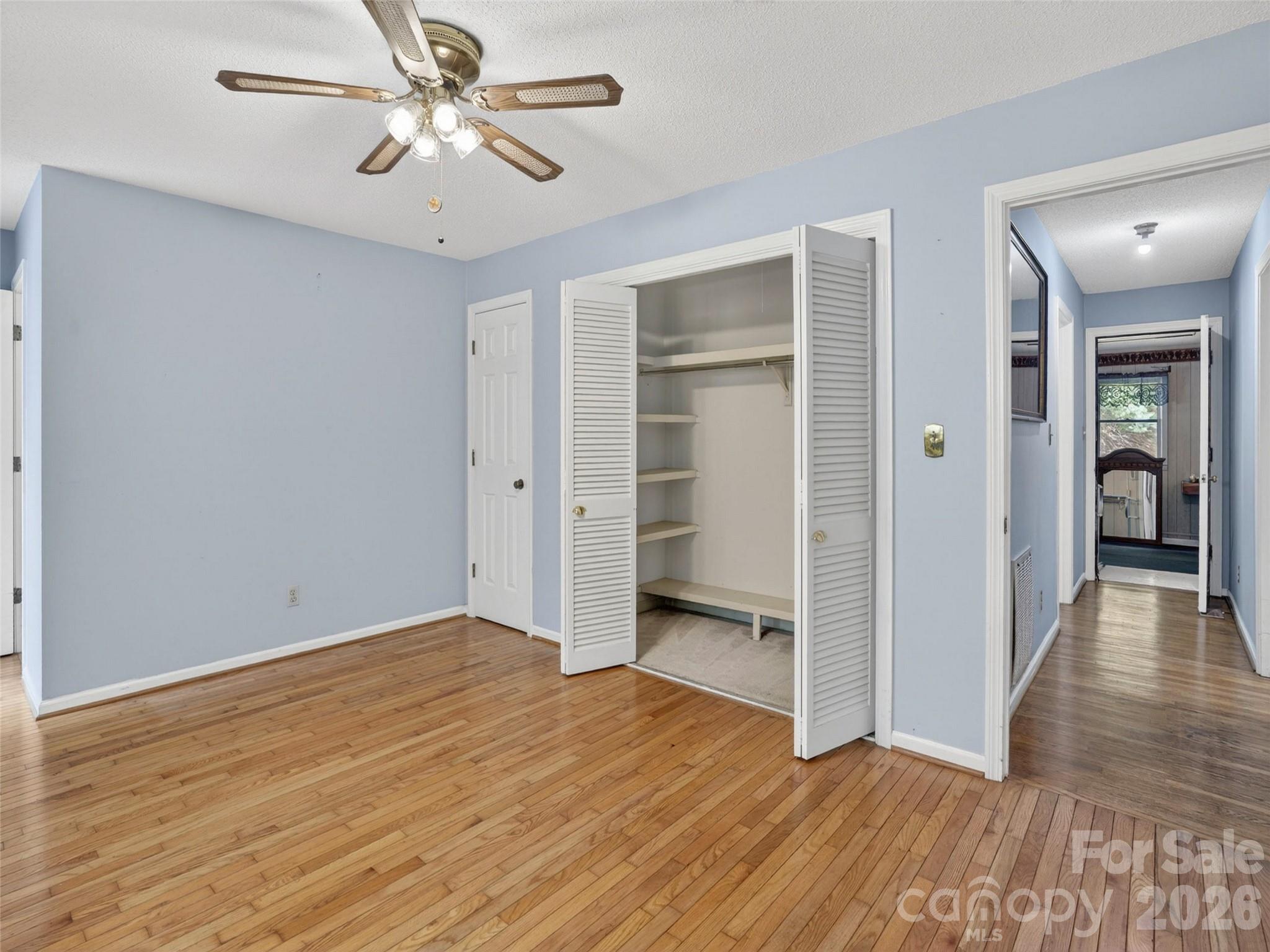 743 Kyles Creek Road — Hendersonville