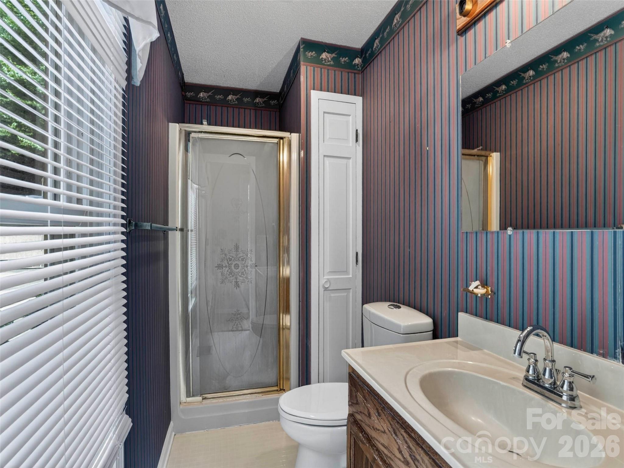 743 Kyles Creek Road — Hendersonville