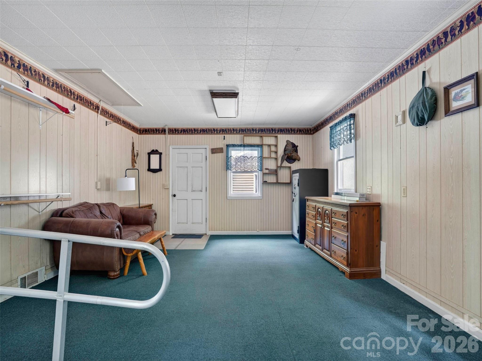 743 Kyles Creek Road — Hendersonville