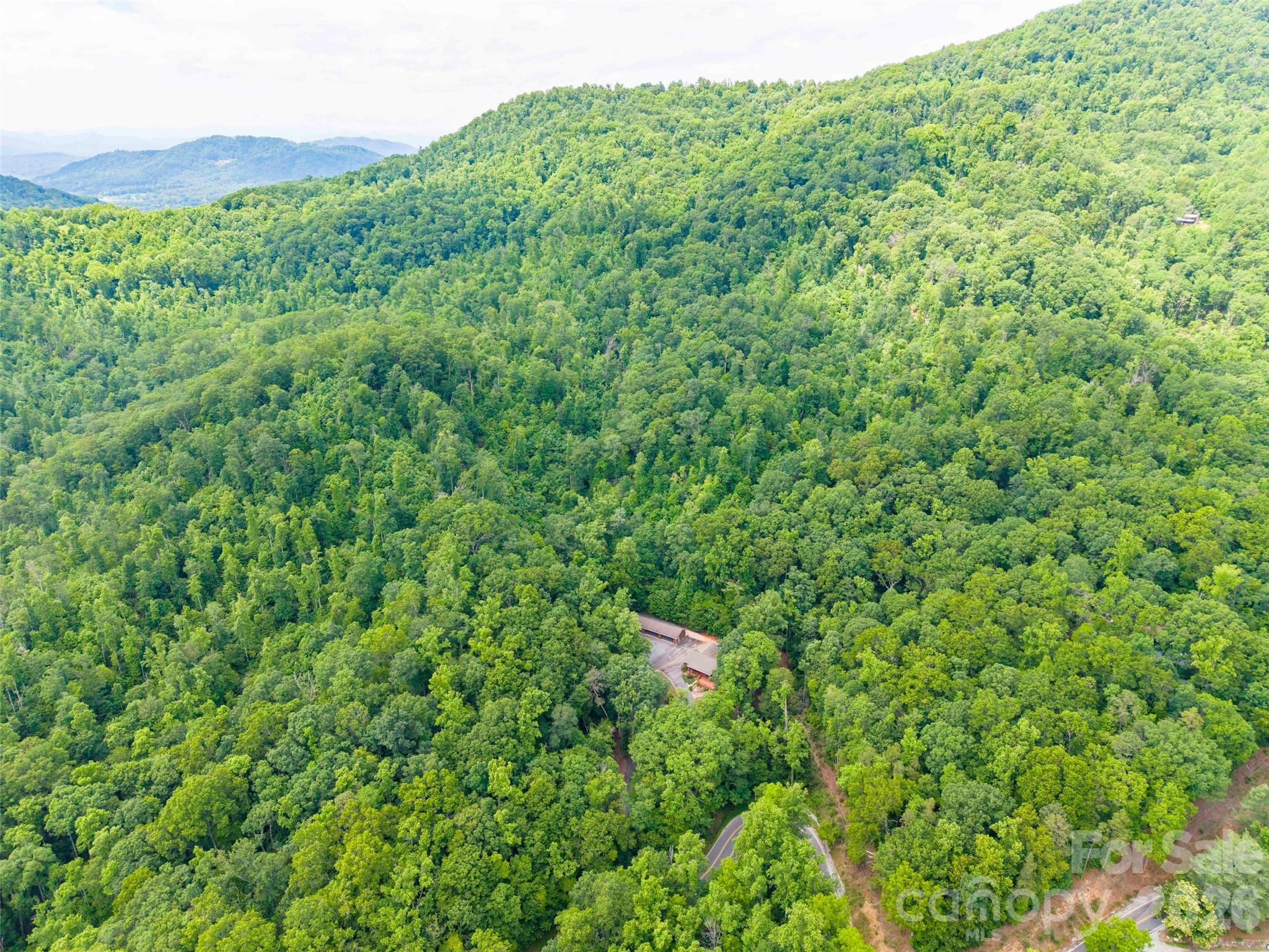 743 Kyles Creek Road — Hendersonville