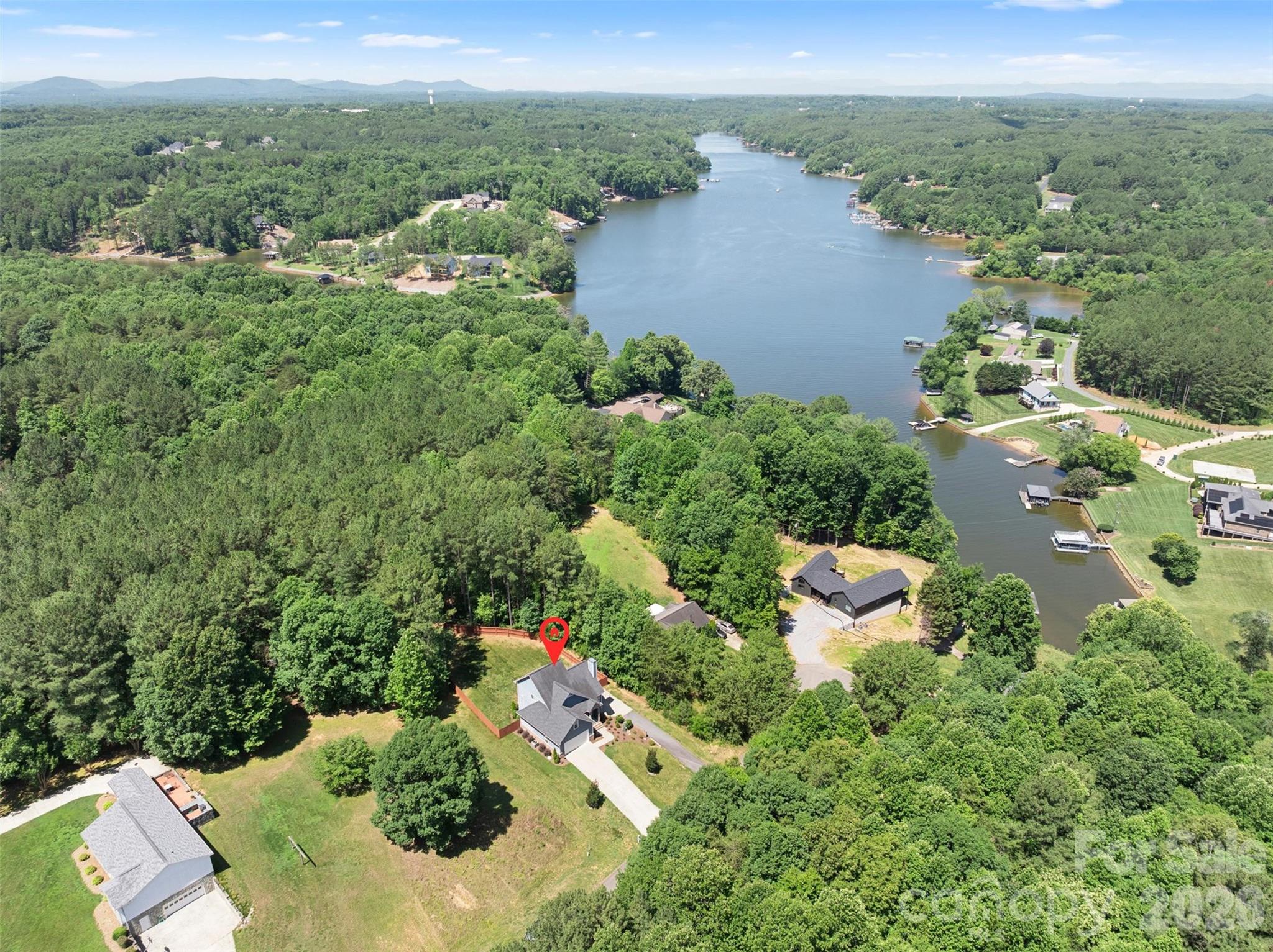 7015 Waterfront Place — Granite Falls
