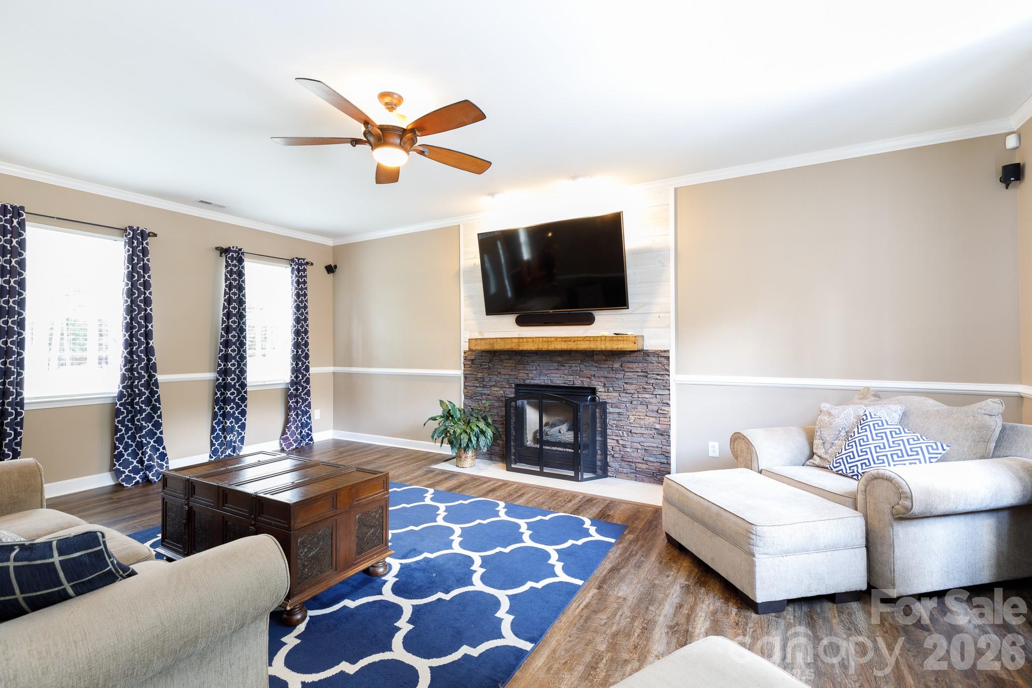 3009 Mamoth Oak Drive — Lancaster