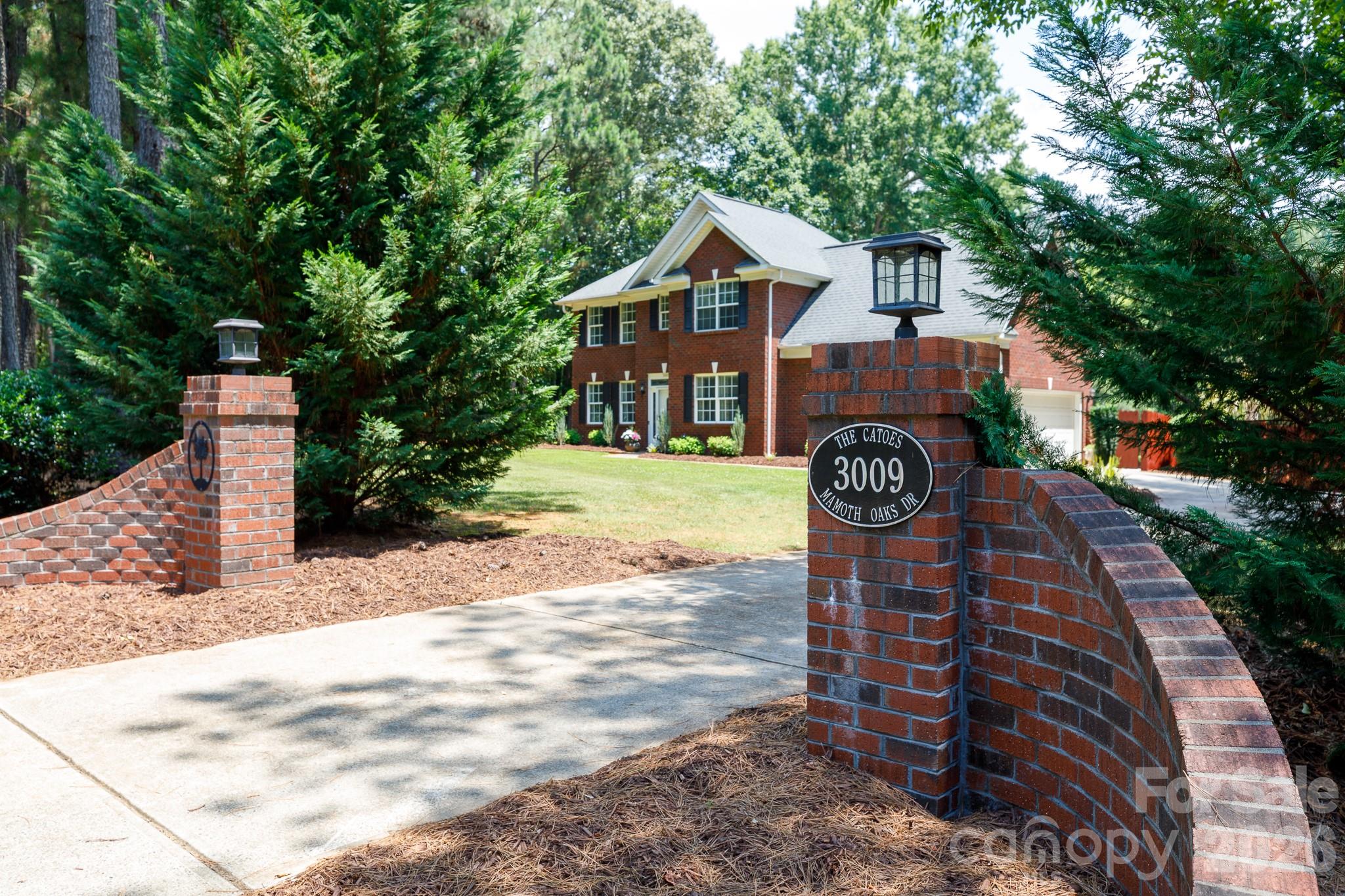 3009 Mamoth Oak Drive — Lancaster