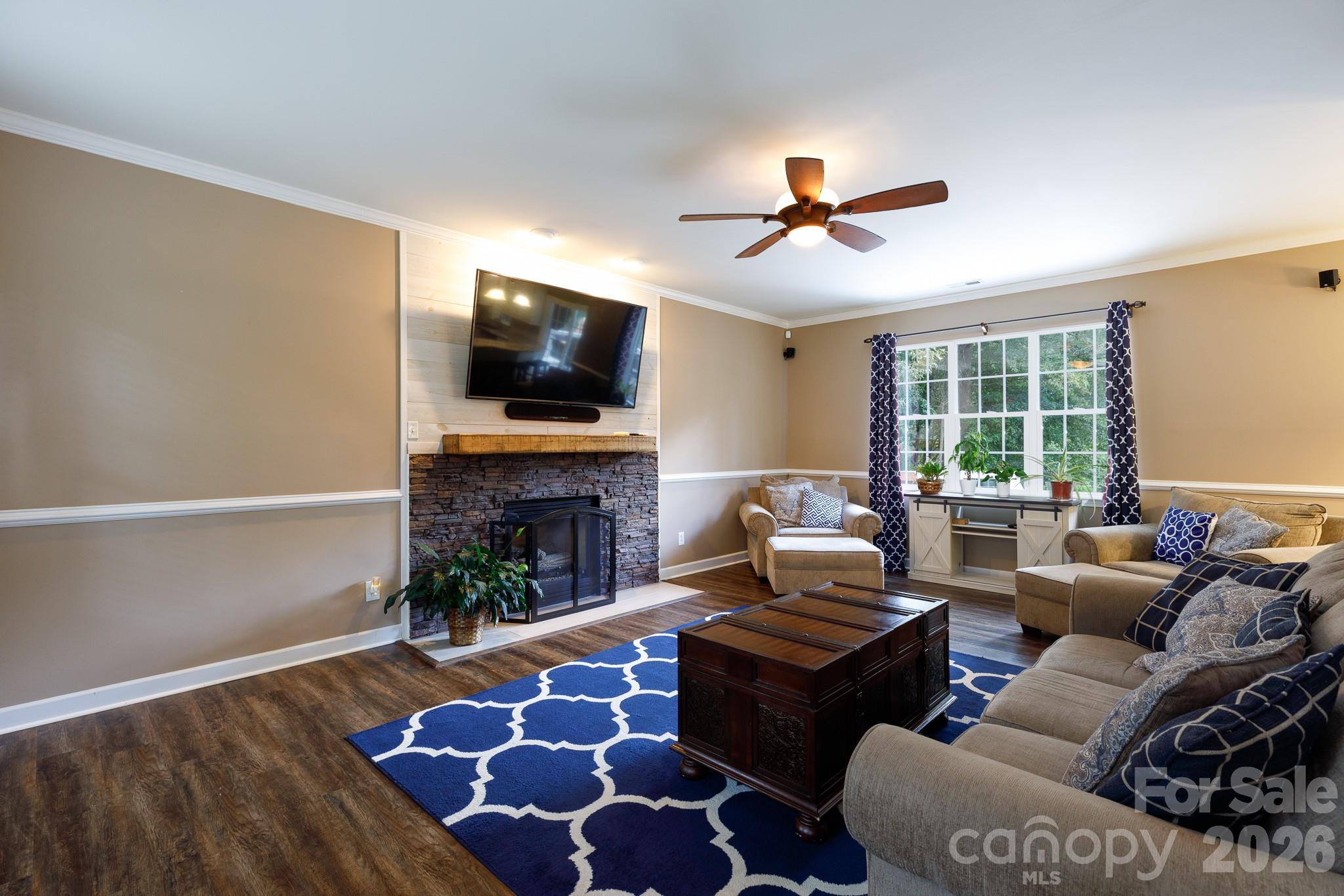 3009 Mamoth Oak Drive — Lancaster