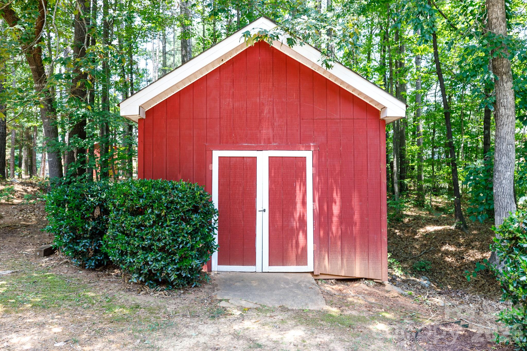 3009 Mamoth Oak Drive — Lancaster
