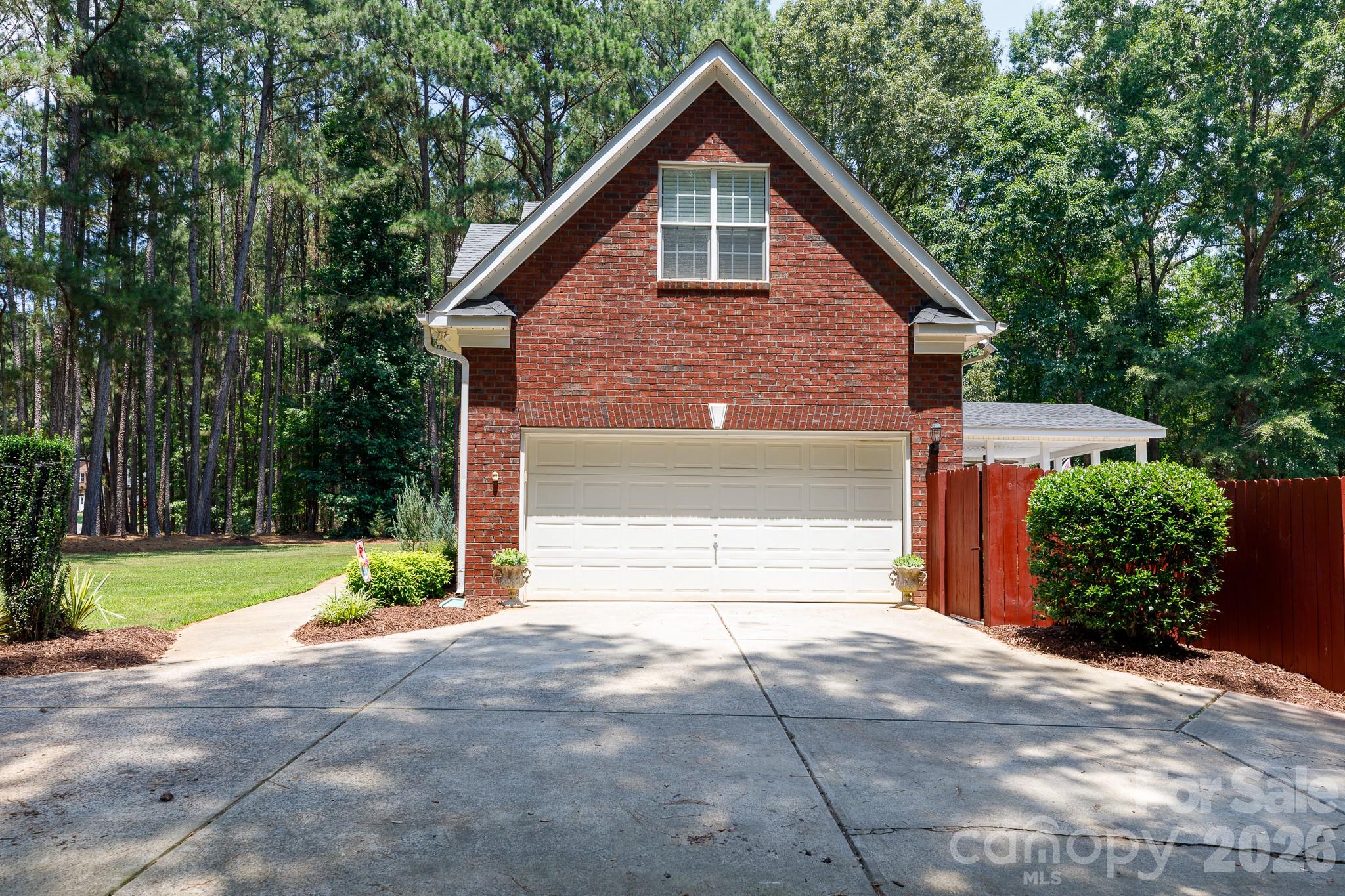 3009 Mamoth Oak Drive — Lancaster