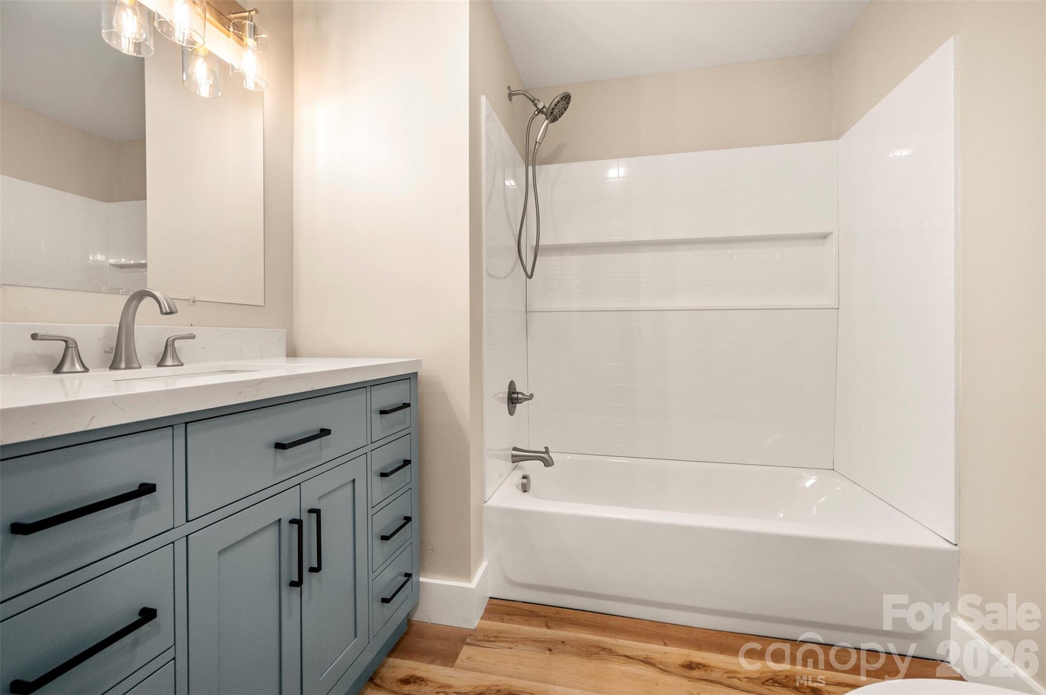 323 Stepp Avenue — Hendersonville